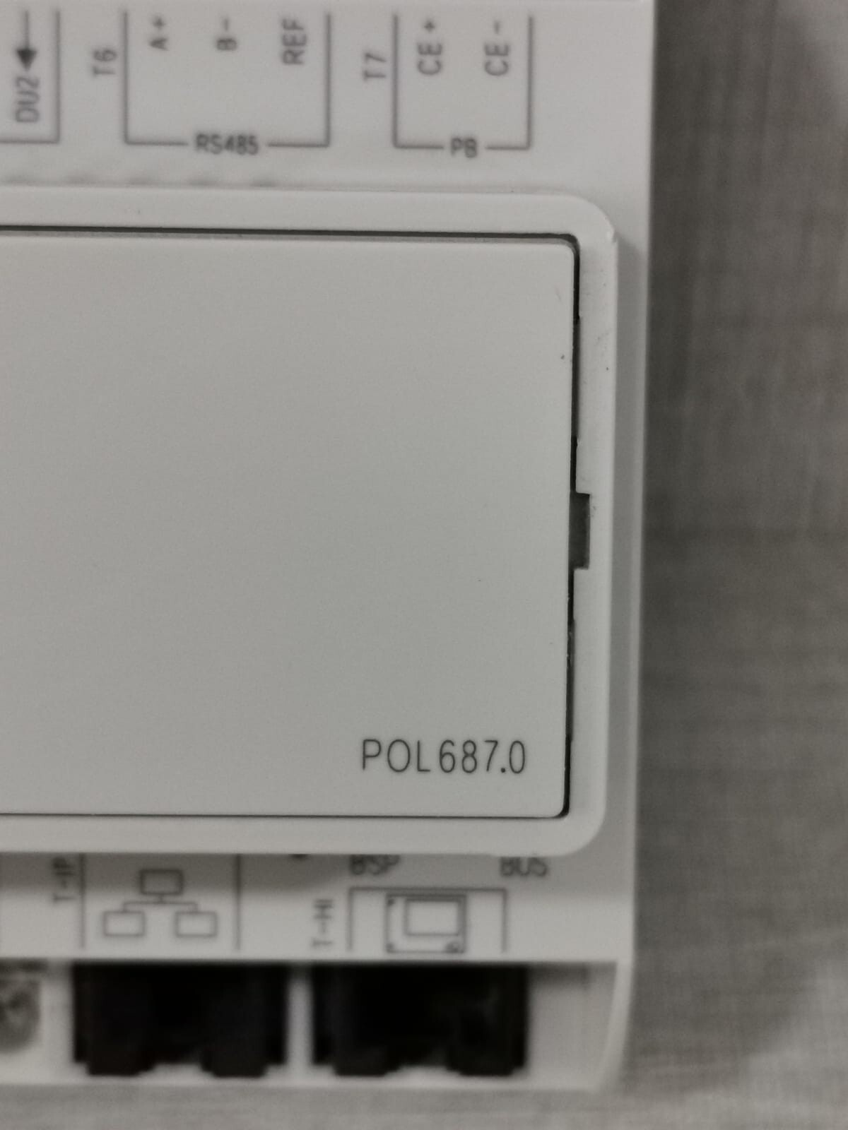 Siemens POL687.00/STD SIEMENS POL687.00/STD CLIMATIX HVAC CONTROLLER 3