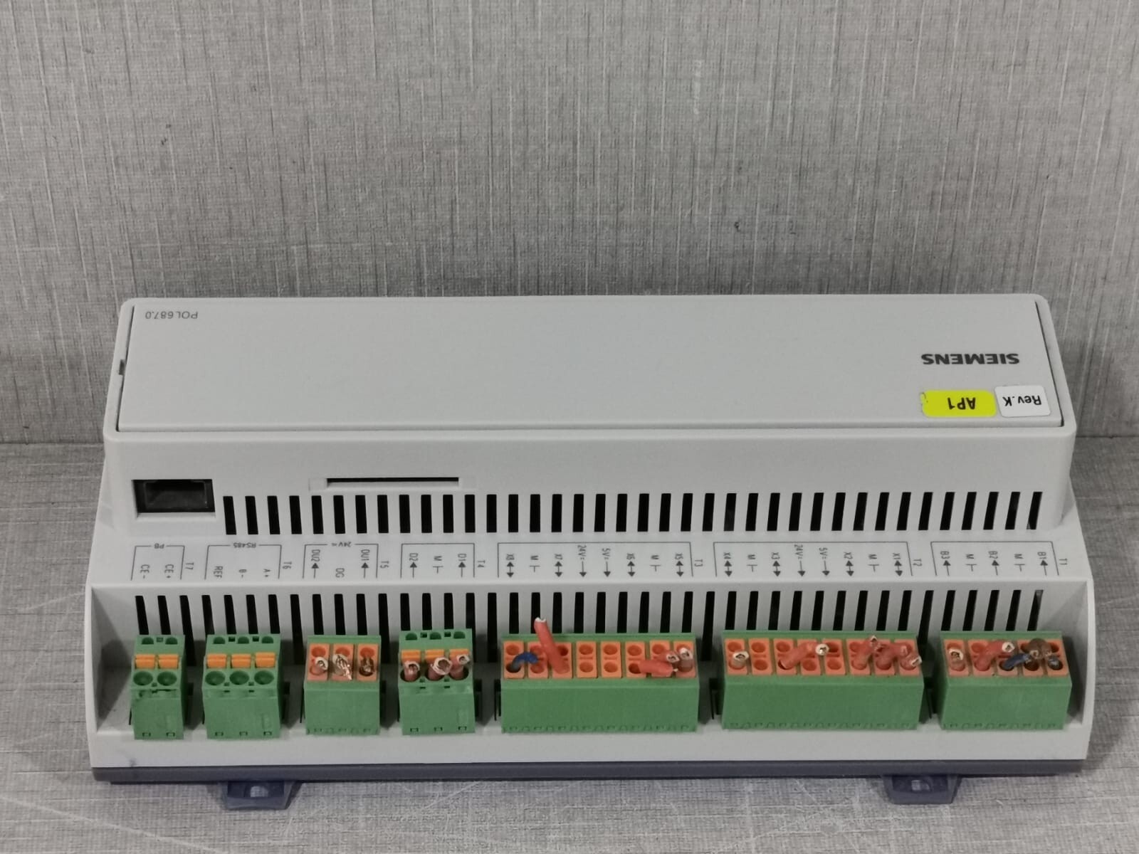 Siemens POL687.00/STD SIEMENS POL687.00/STD CLIMATIX HVAC CONTROLLER 6
