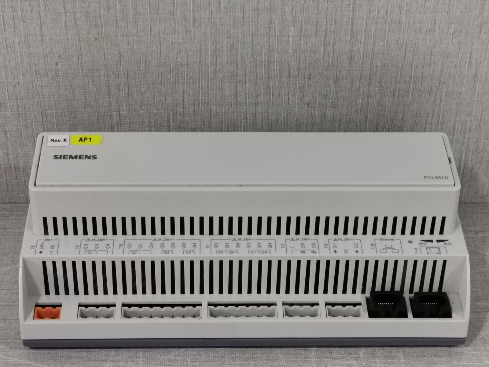 Siemens POL687.00/STD SIEMENS POL687.00/STD CLIMATIX HVAC CONTROLLER 7