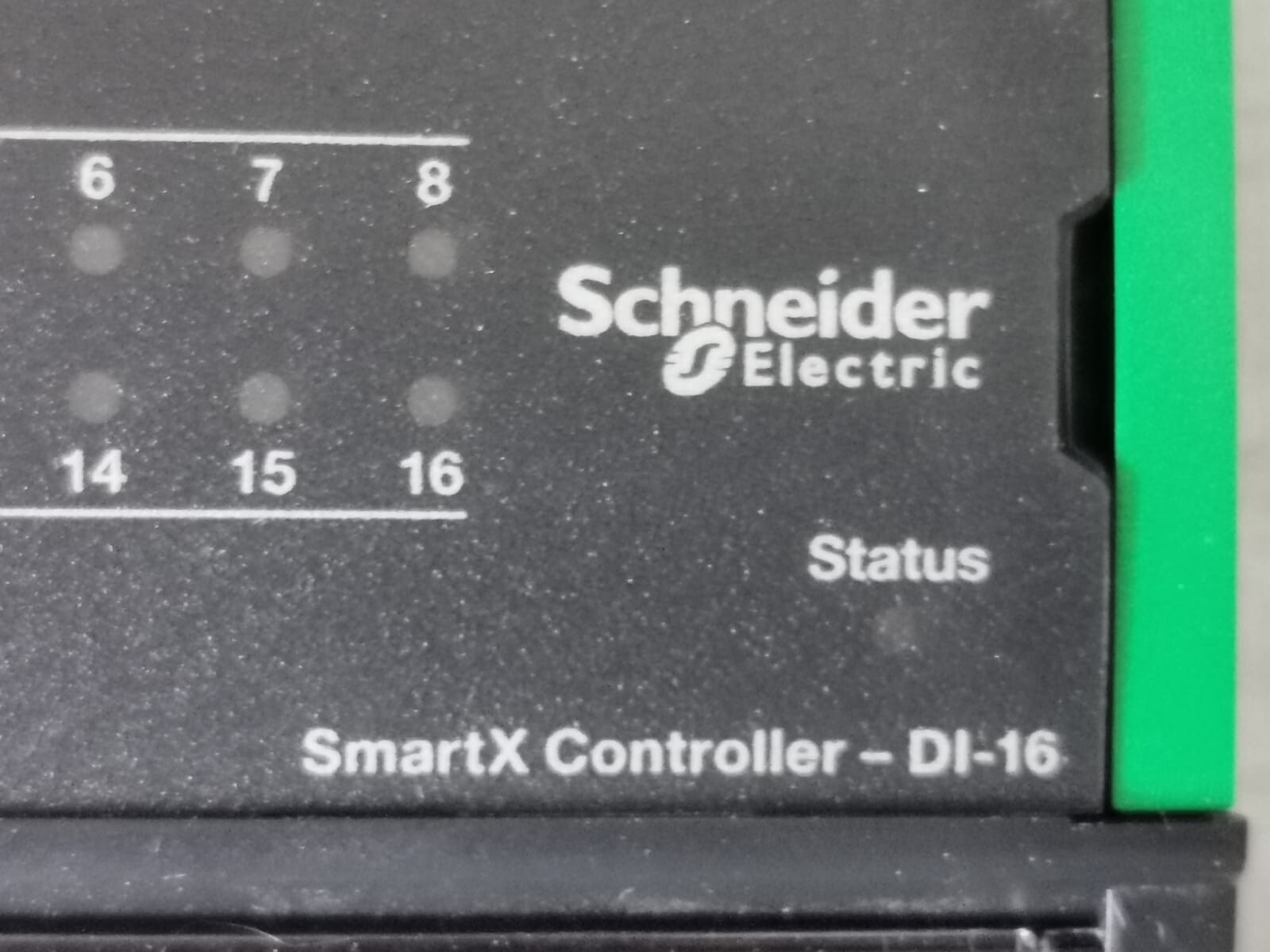 Schneider Electric SXWDI16XX10001 DI-16 Schneider Electric SXWDI16XX10001 I/O Module - ONLY Front Cover Broken 5