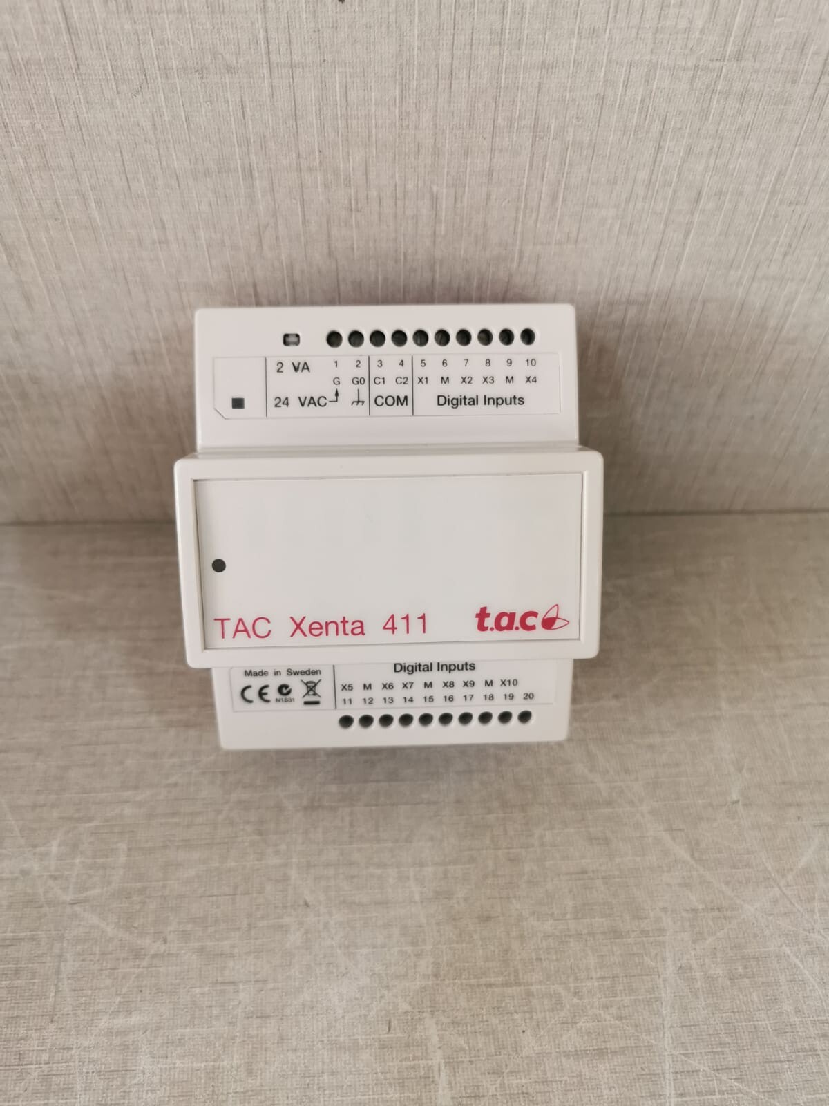 Schneider Electric BASE-411 411 Schneider Electric TAC Xenta 007302011 Ver 1.05 + TERMINAL PART/BASE 6