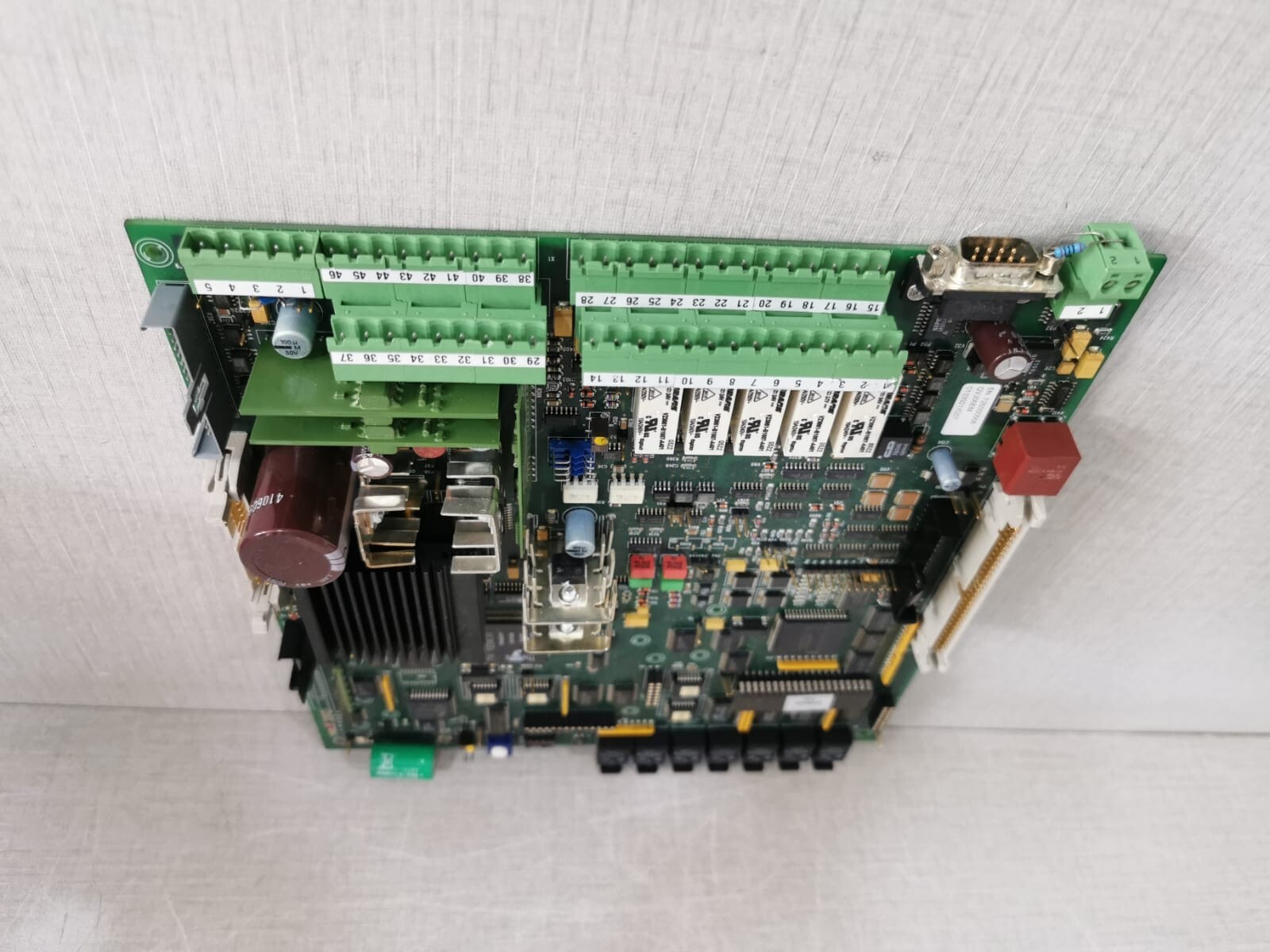 UNKNOWN QVJ06EM QVJ06EM MOTHER BOARD Assy 01133921/G07 S/n: 726000568, 3G0725/004 PCB Board 10