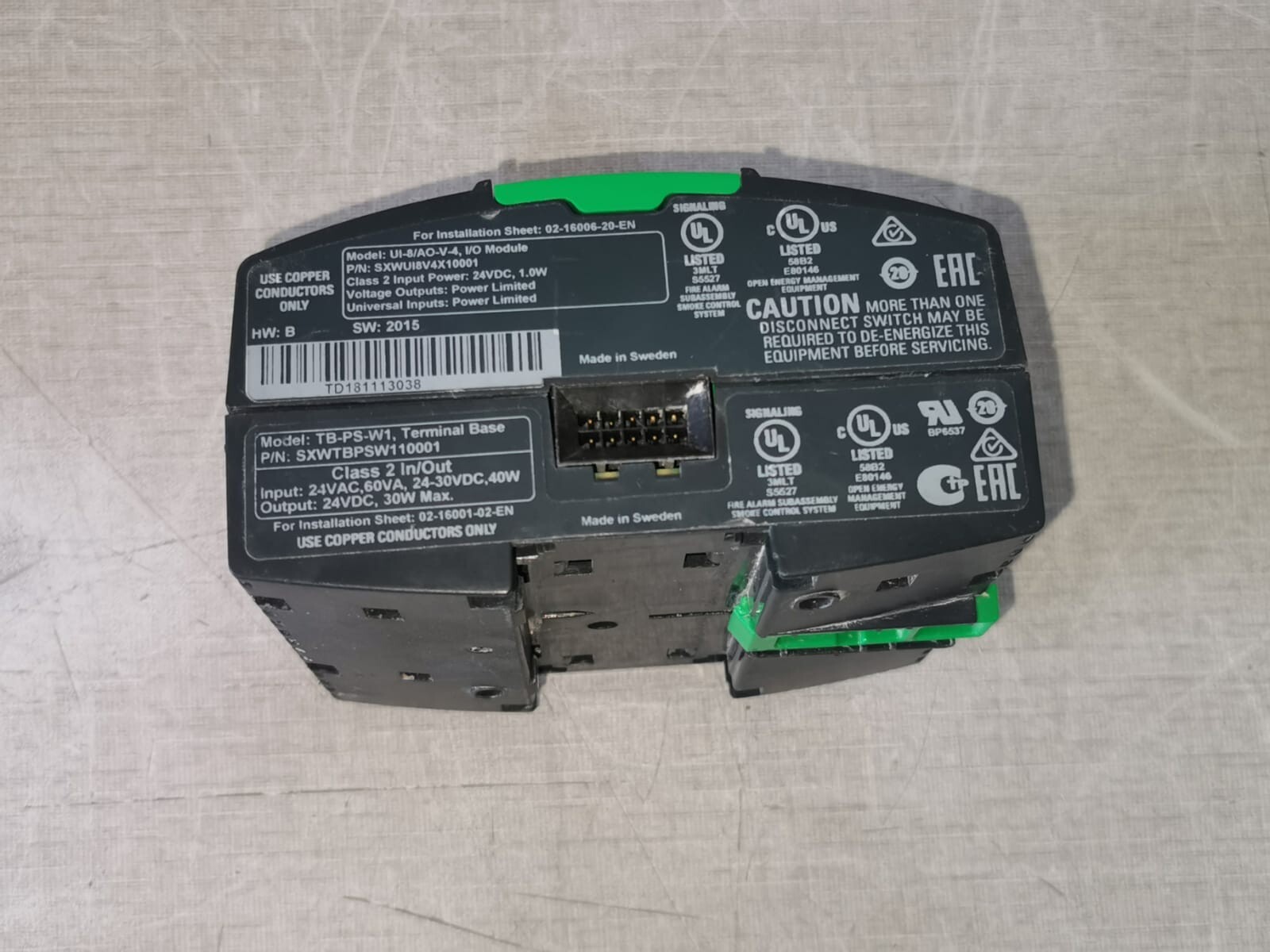 Schneider Electric UI-8/AO-V-4 Schneider Electric SXWUI8V4X10001 SmartX Controller UI-8/AO-V-4 WITH BASE 5
