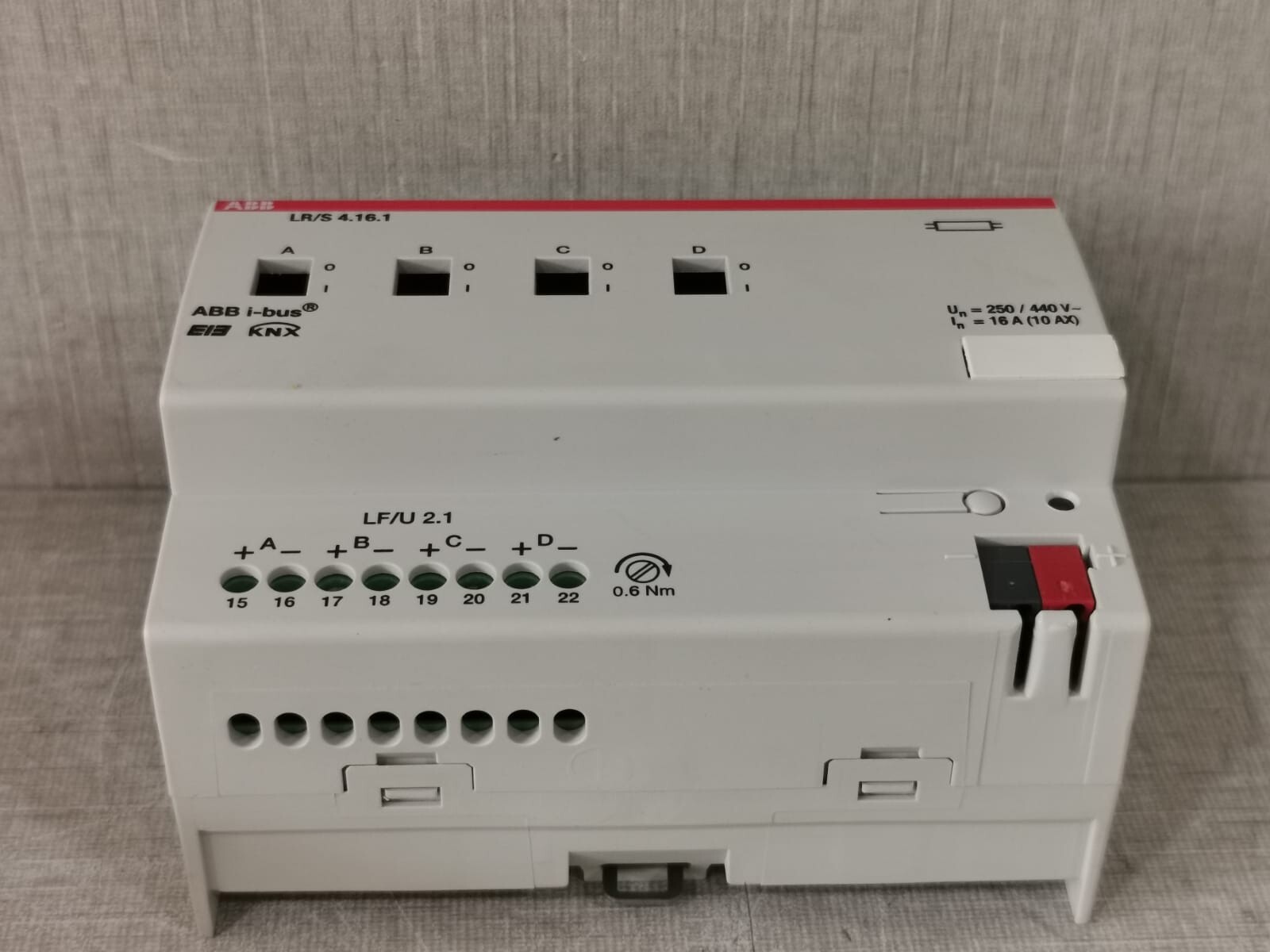 ABB 2CDG 110 088 R0011 ABB 2CDG 110 088 R0011 LR/S 4.16.1 LIGHT CONTROLLER 8