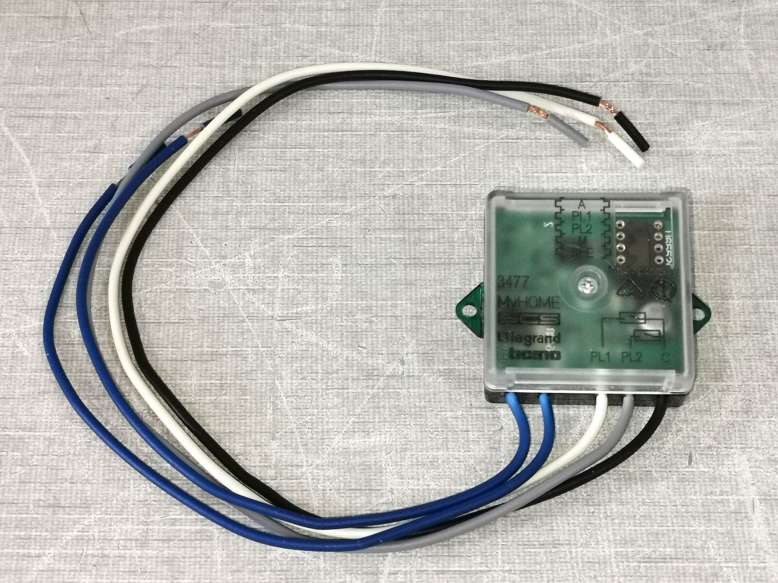 LeGrand Arteor BUS Contact Interface 3477 for Lighting Automation