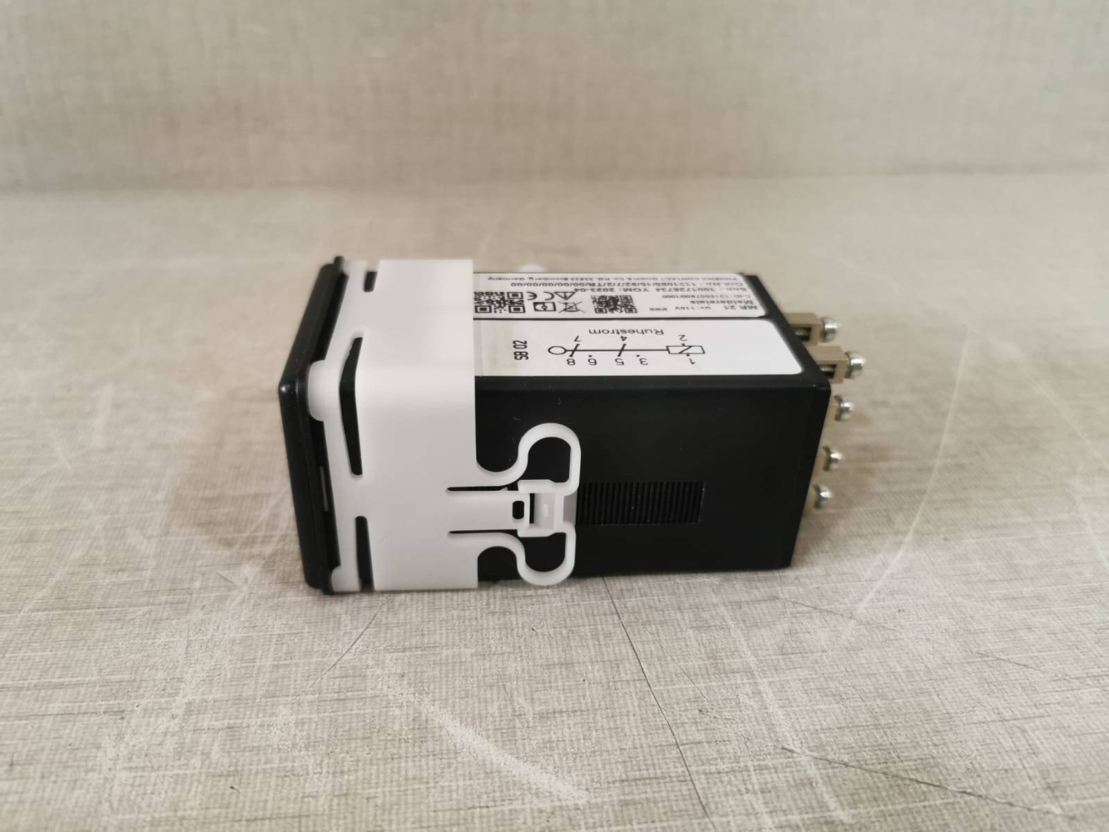 Phoenix Contact MR21 Phoenix Contact MR21 Drop Indicator/Annunciator Relays 10