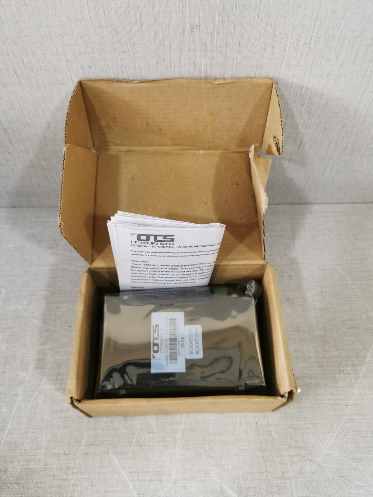 OTS ET1100UPP OTS ET1100UPp-T INDUSTRIAL 10/100M UTP+ PoW TRANSMITTER 8