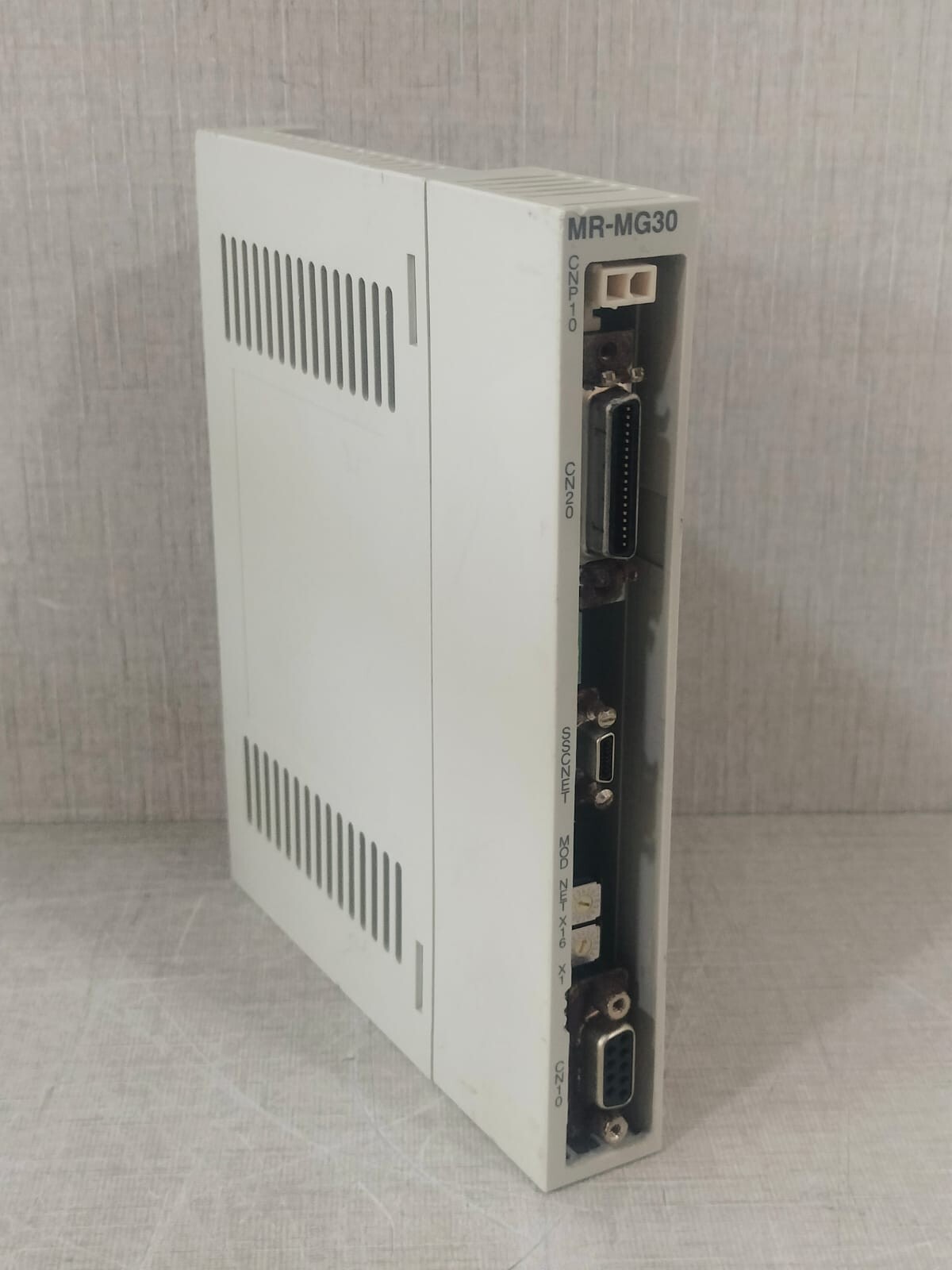 Mitsubishi Electric MR-MG30 MITSUBISHI MR-MG30 SERVO DRIVE - WITH RUSTY PARTS 5