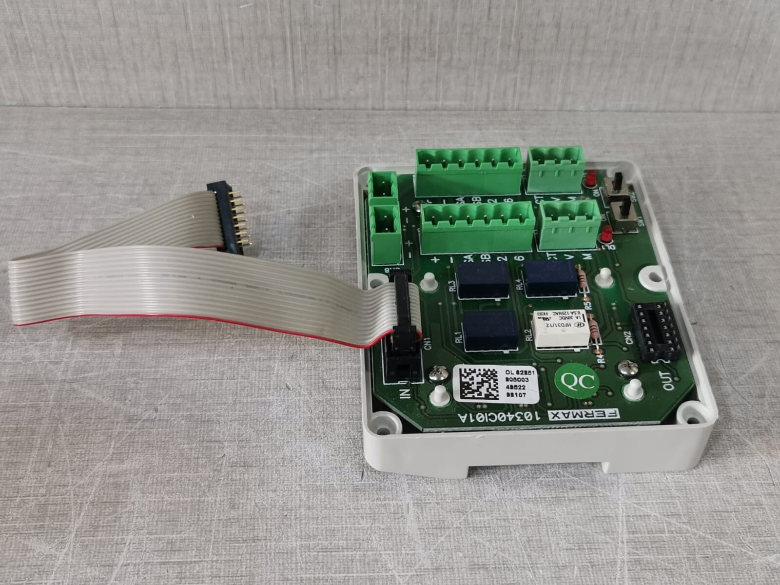 Fermax F02379 FERMAX F02379 MDS DIGITAL 2 ACCESSES SWITCHER 8