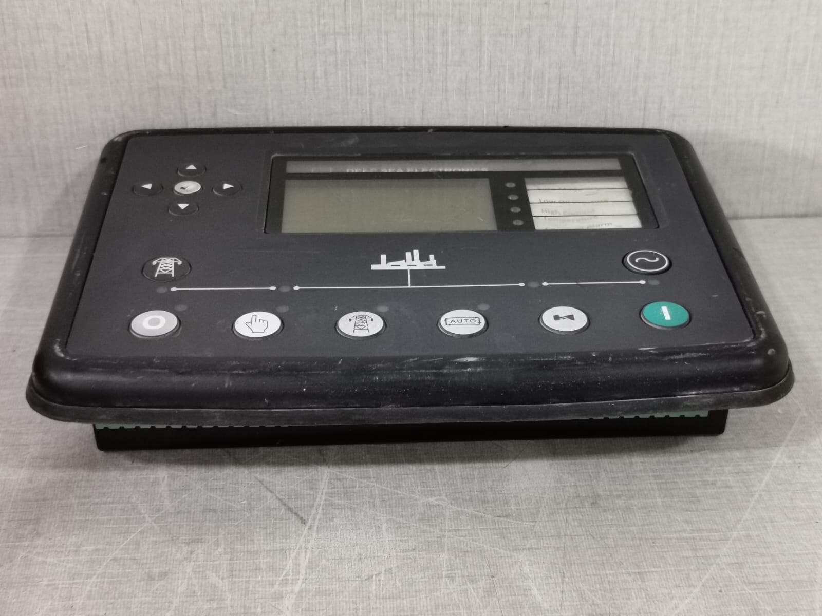 Deep Sea Electronics 7420 MKII AMF Deep Sea Electronics DSE 7420 MKII AMF Engine Generator Controller with Damaged 10