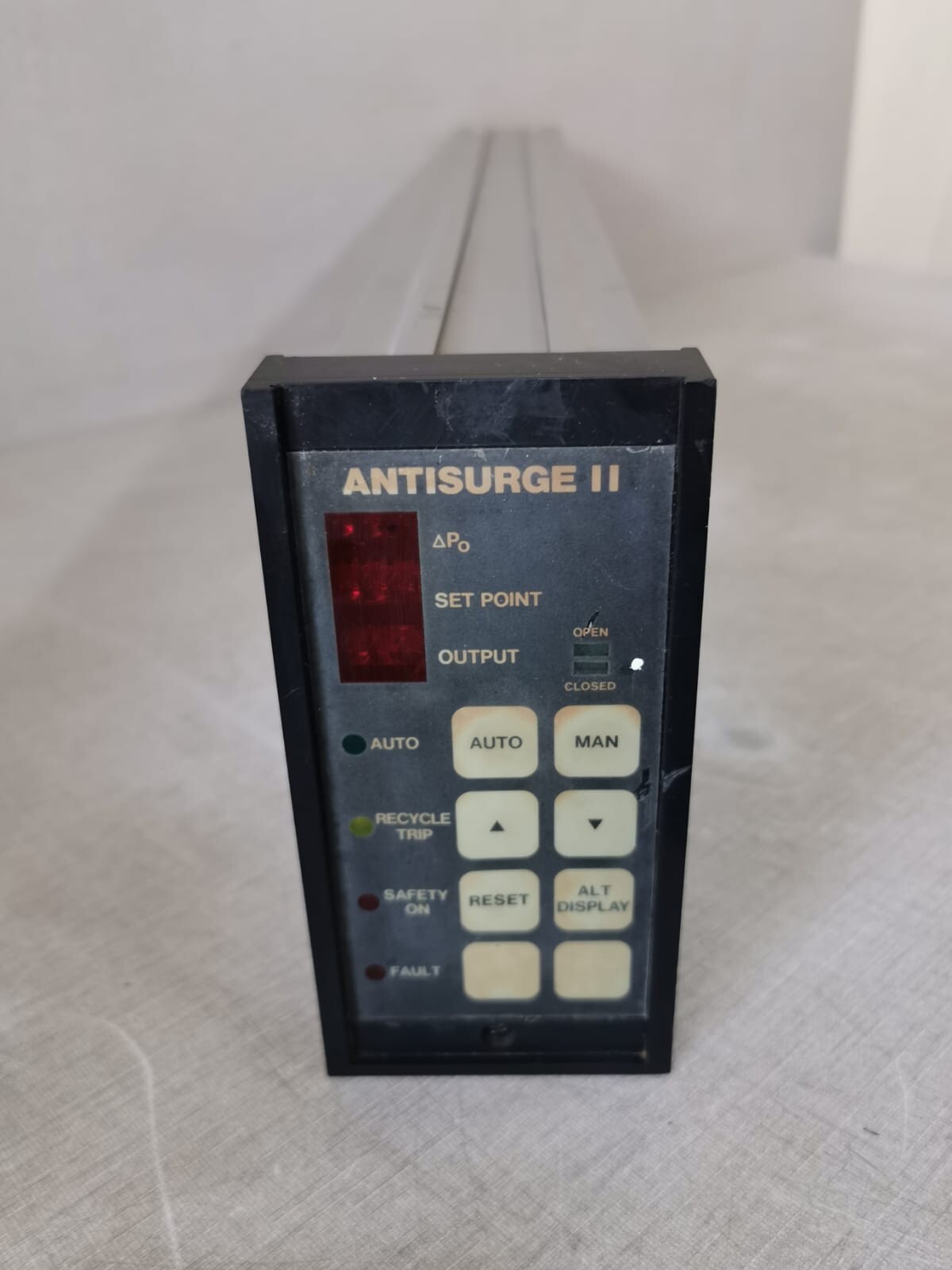 COMPRESSOR CONTROLS CONTROLS COMPRESSOR CONTROLS ANTISURGE II - - UNIT ONLY 2