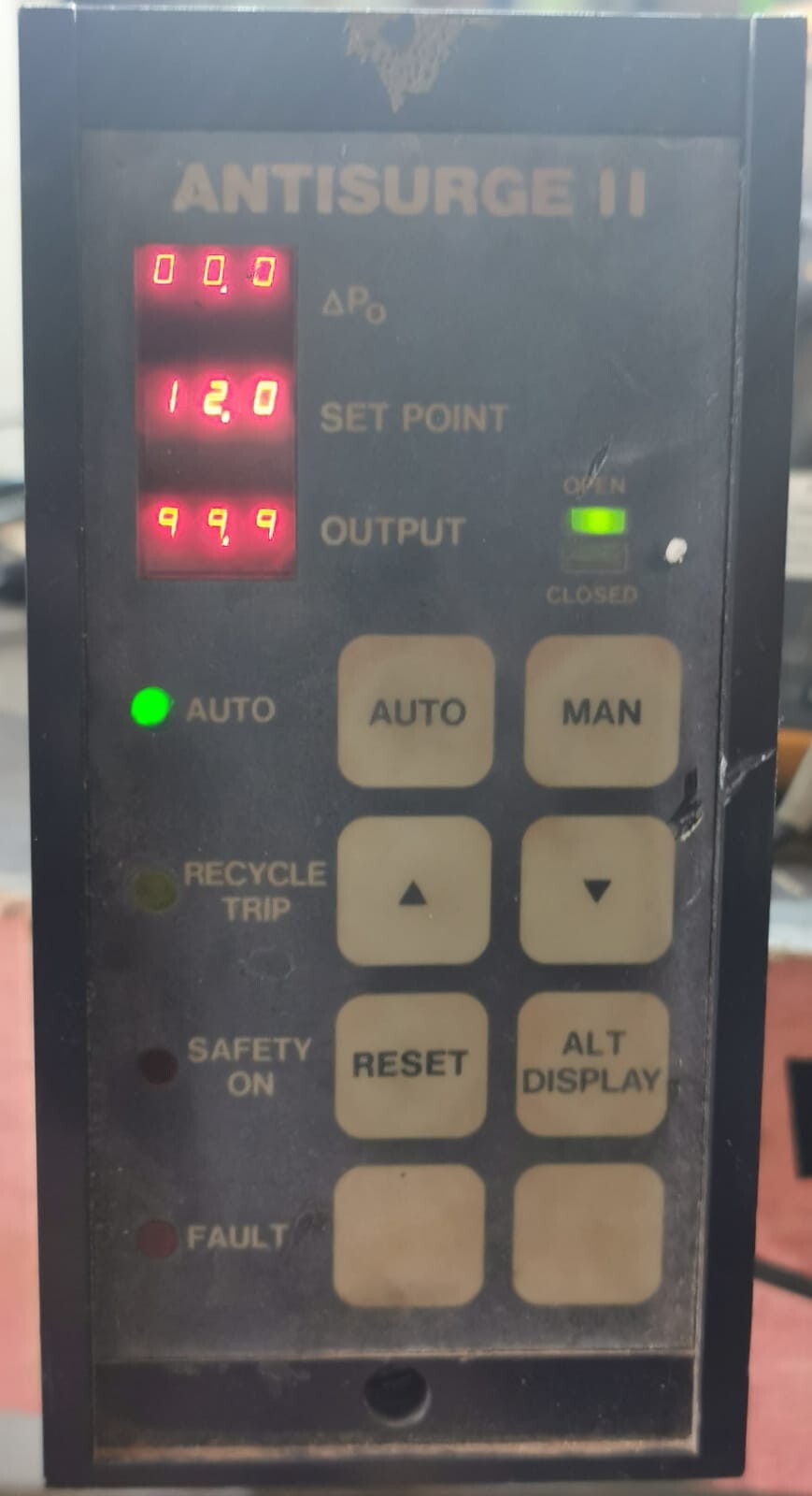 COMPRESSOR CONTROLS ANTISURGE II - - UNIT ONLY