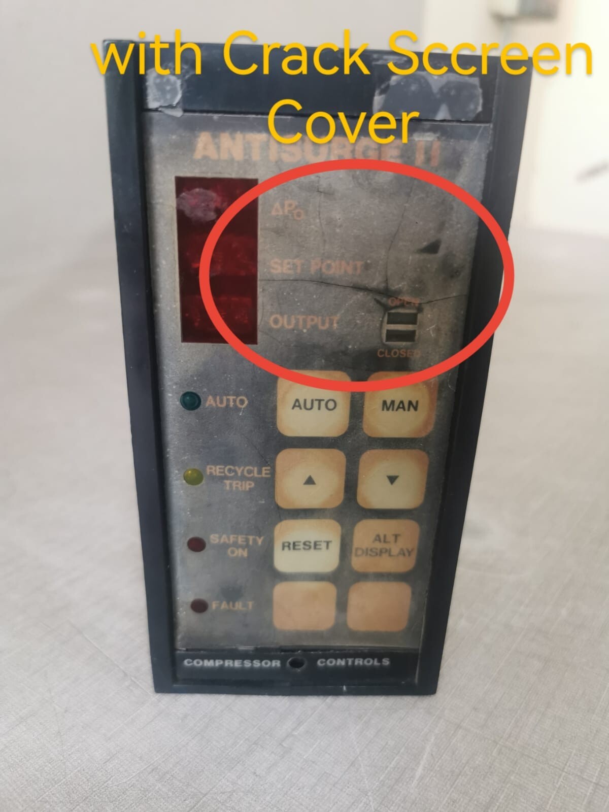 COMPRESSOR CONTROLS CONTROLS COMPRESSOR CONTROLS ANTISURGE II - with Crack on the Screen 2