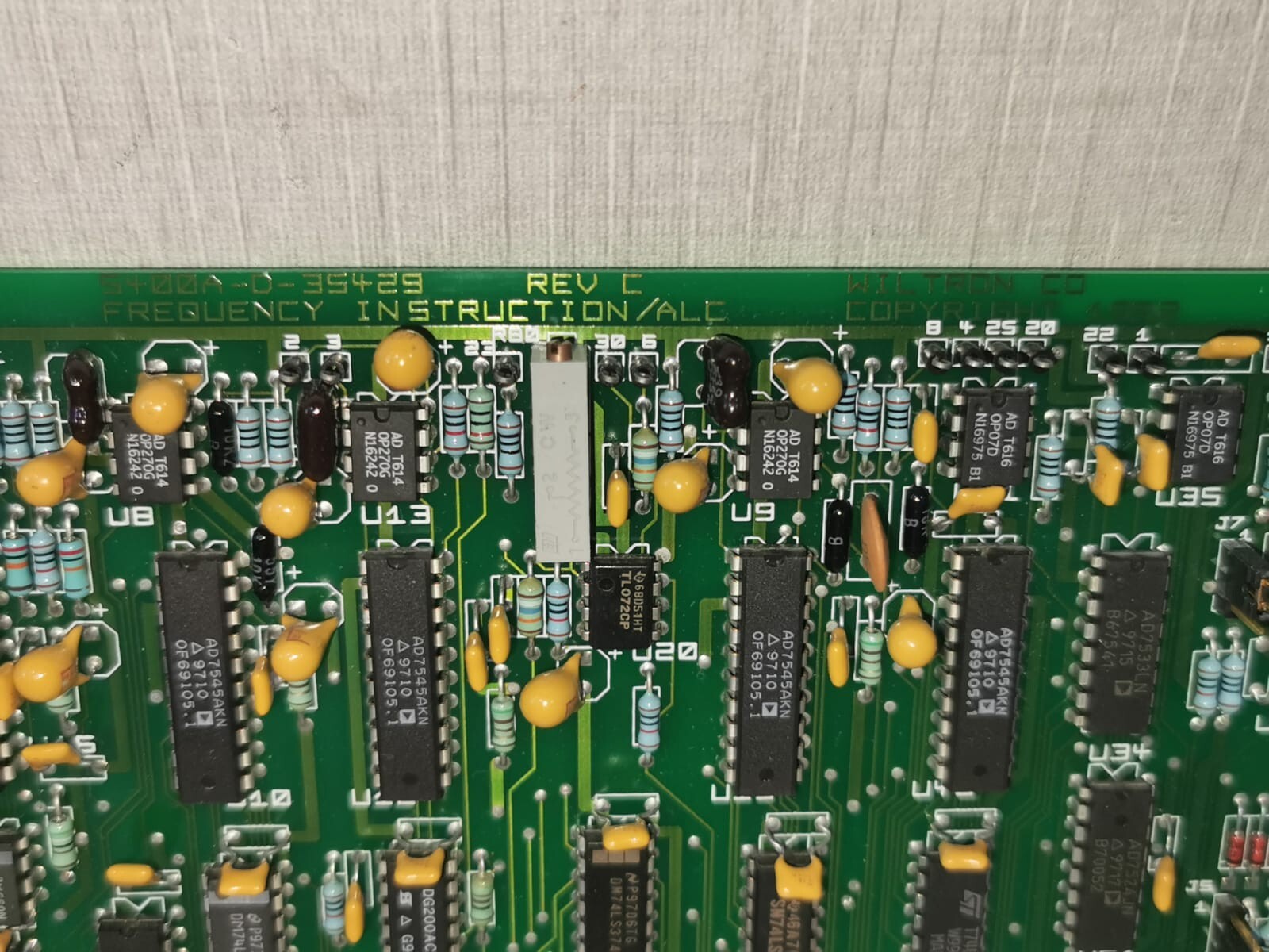 WILTRON 5400A-D-35429 WILTRON 5400A-D-35429 REV.C FREQUENCY INSTRUCTION/ALC 3