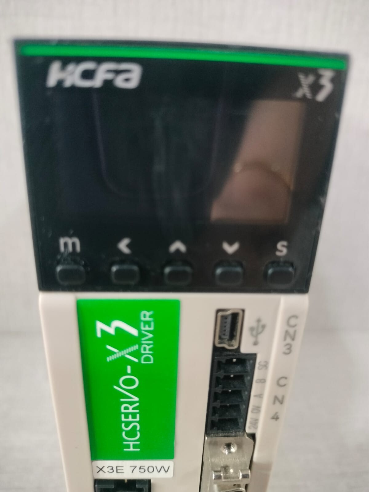 HCFA SV-X3EA075A-A2 HCFA SV-X3EA075A-A2 Servo Drive INPUT: AC200-240V 50/60Hz OUTPUT: 750W 4