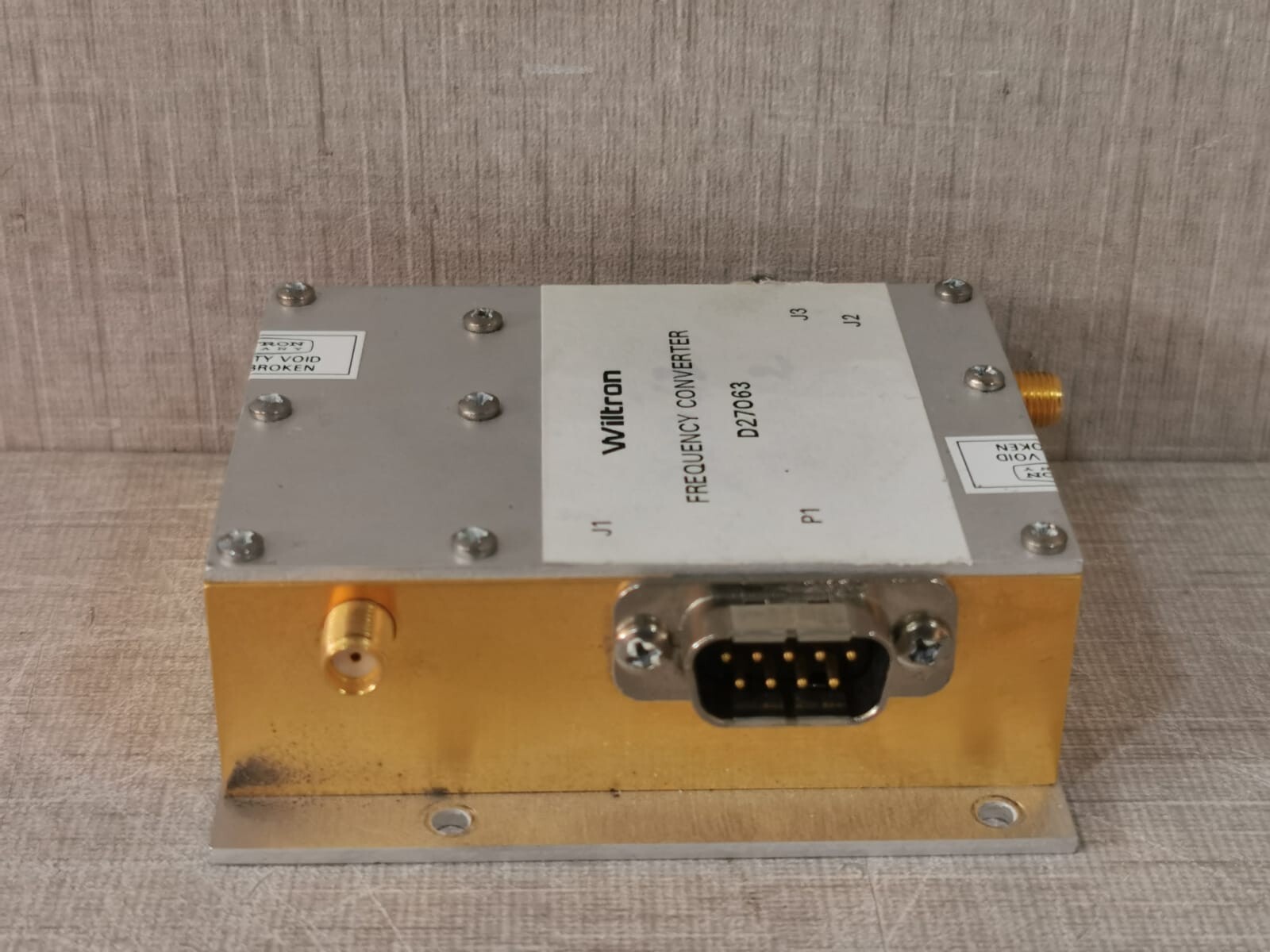 WILTRON D27063 WILTRON D27063 FREQUENCY CONVERTER 3