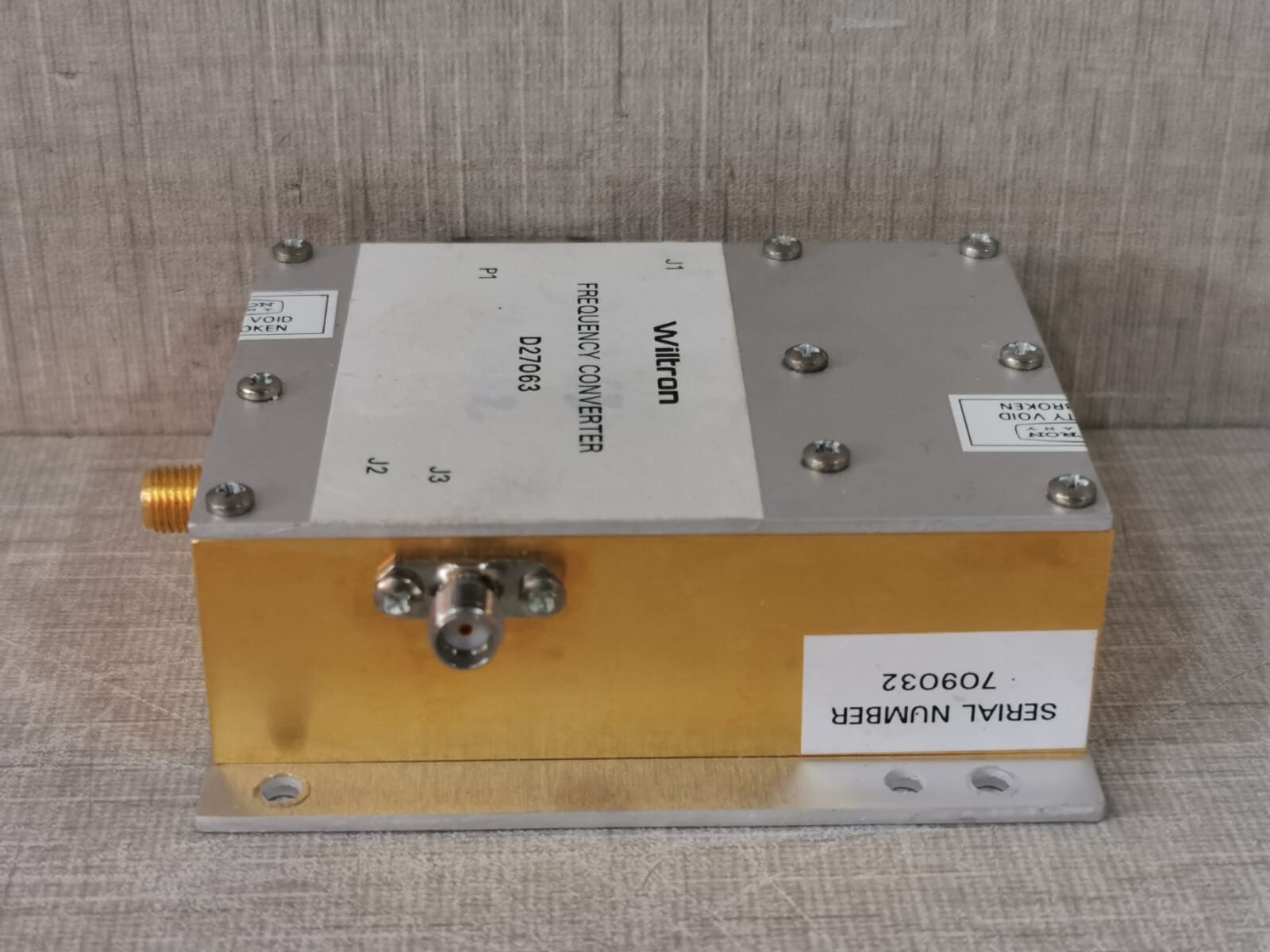 WILTRON D27063 WILTRON D27063 FREQUENCY CONVERTER 4
