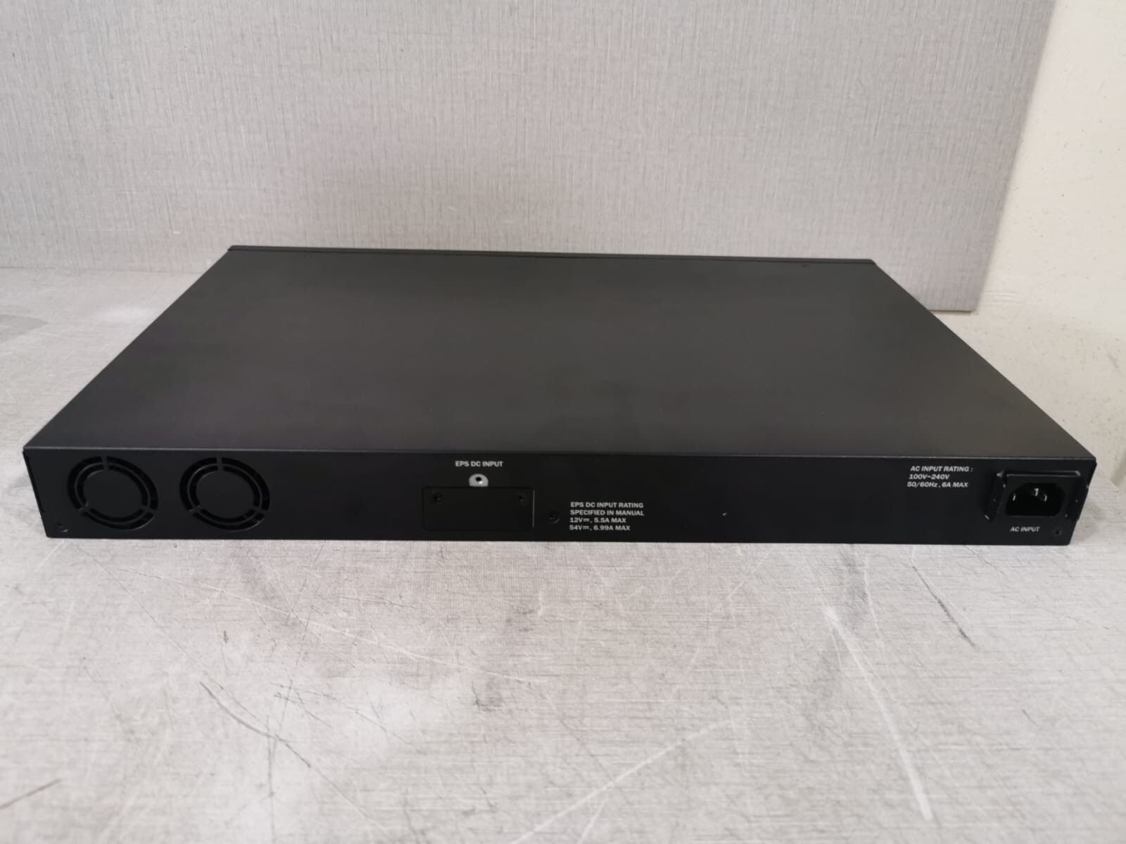 Brocade ICX7250- 24P BROCADE ICX7250- 24P RUCKUS WIRELESS 8