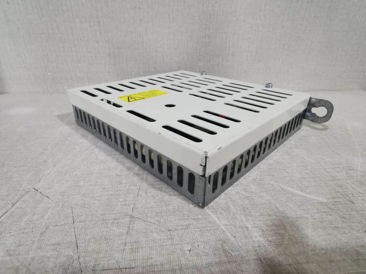 ABB 68657768 ABB Oy 68657768 68675049B ASSEMBLY KIT 230V 50/60Hz 7