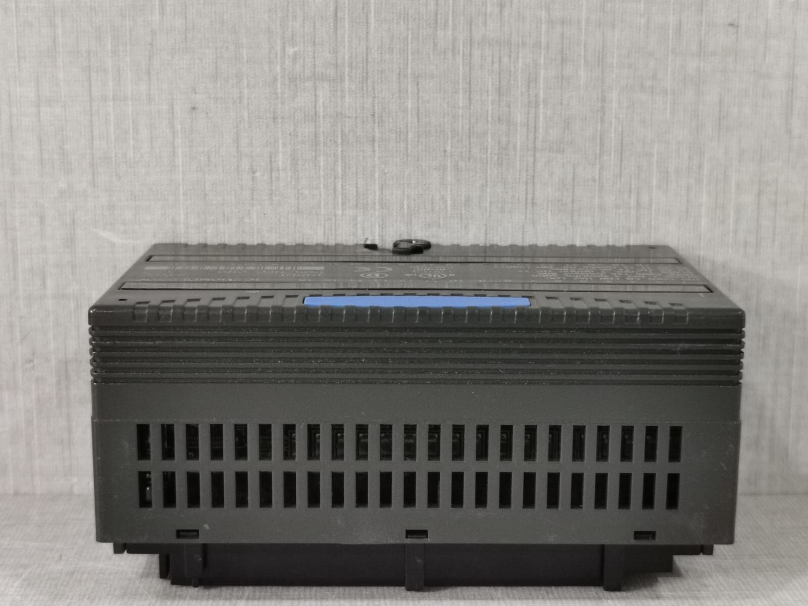 GE Fanuc IC200MDL650C GE FANUC IC200MDL650C VERSAMAX DISCRETE INPUT MODULE 4