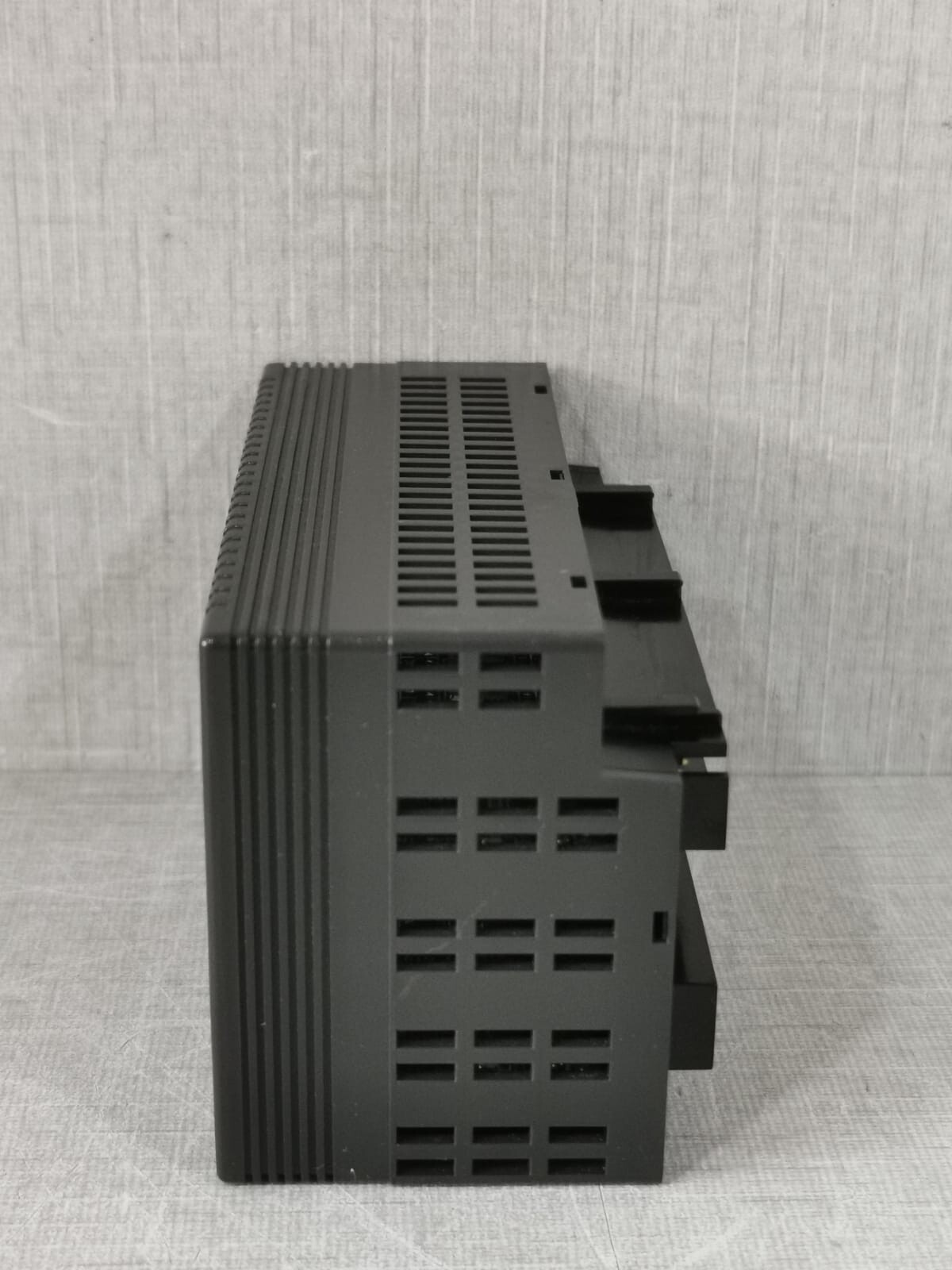 GE Fanuc IC200MDL650C GE FANUC IC200MDL650C VERSAMAX DISCRETE INPUT MODULE 6