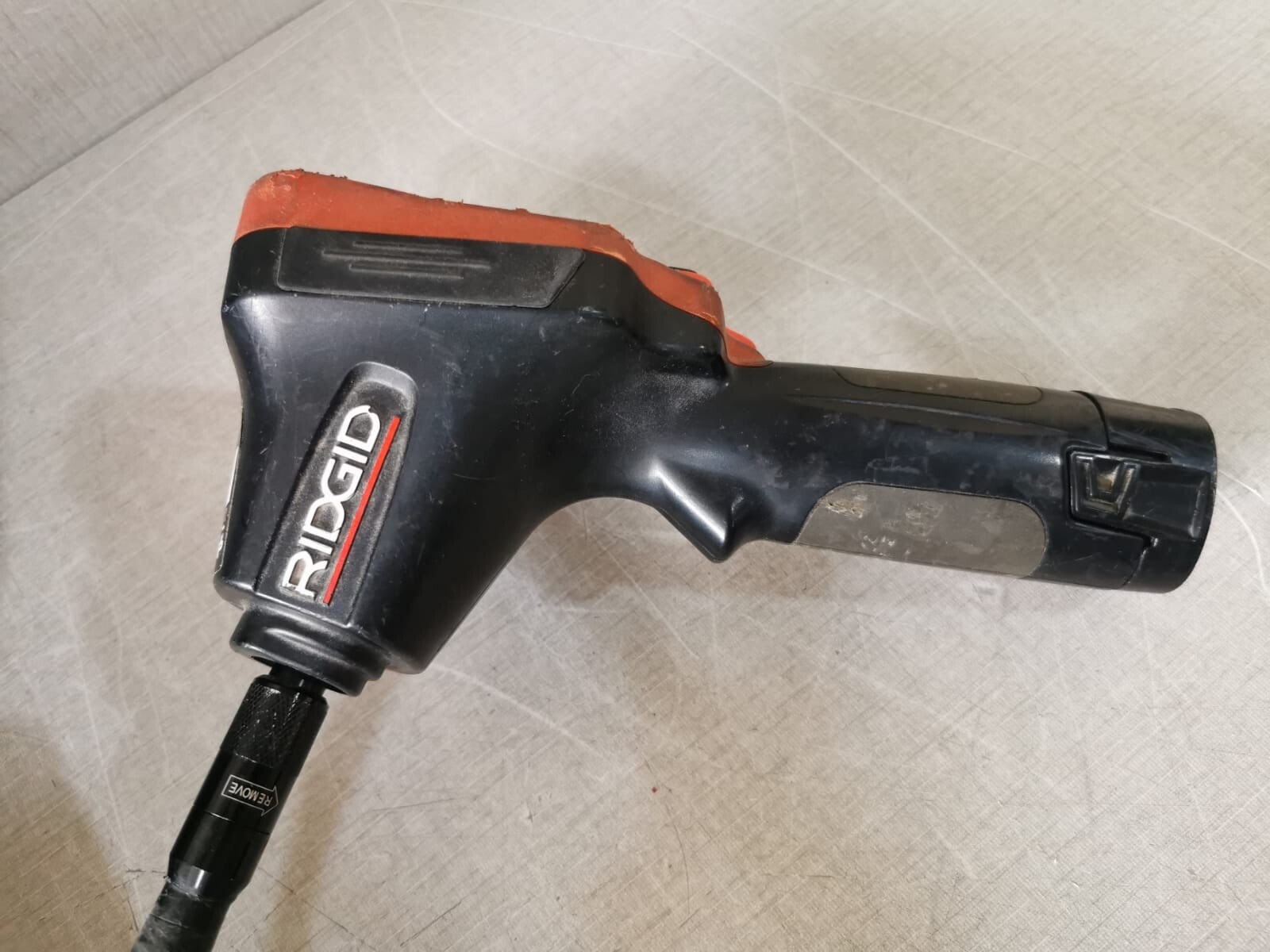 RIDGID MICRO CA-350 ONLY ACCESSORIES IN THE PHOTOS ARE INCLUDED 7