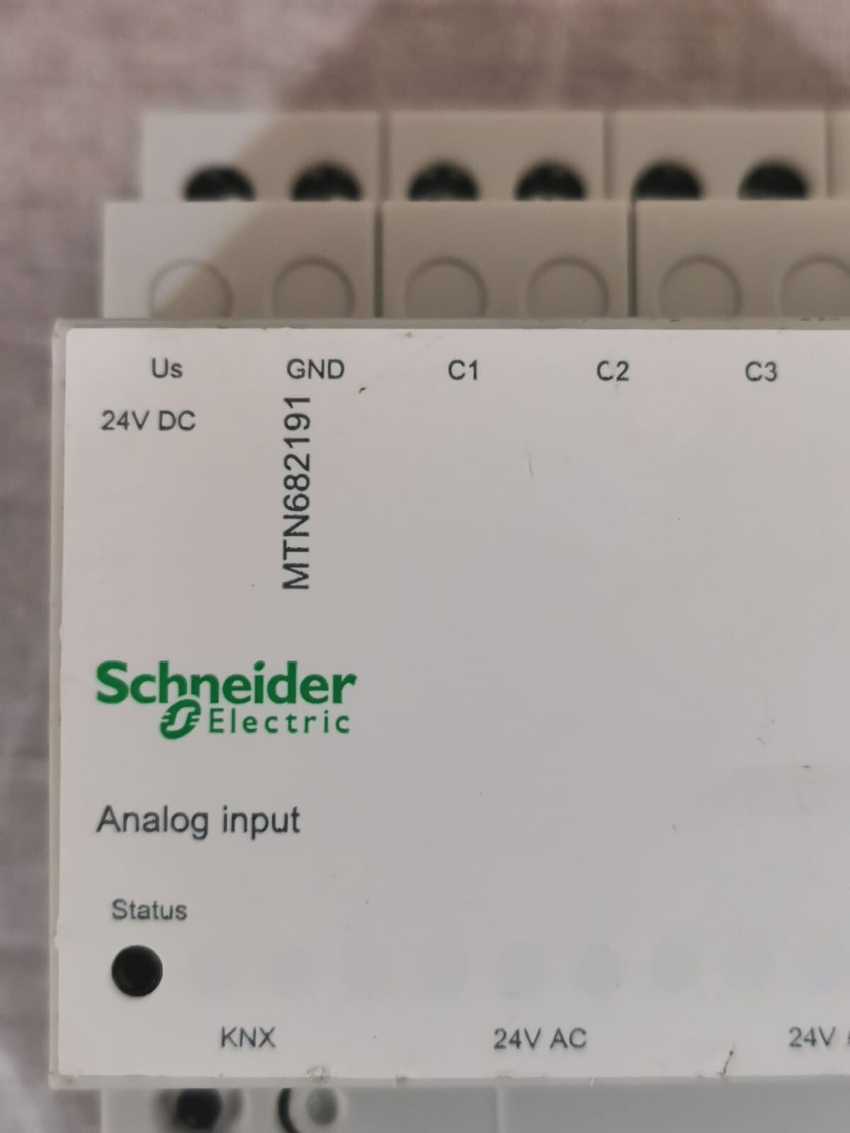 Schneider Electric MTN682191 SCHNEIDER ELECTRIC MTN682191 RG-K/x4 ANALOG INPUT 2