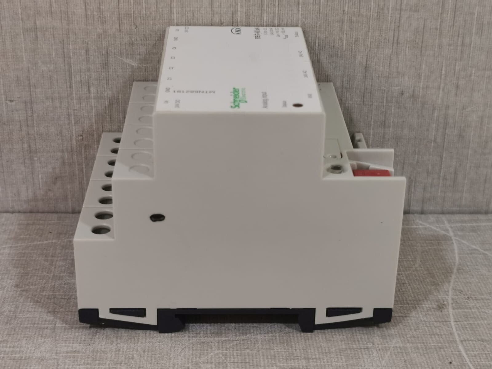 Schneider Electric MTN682191 SCHNEIDER ELECTRIC MTN682191 RG-K/x4 ANALOG INPUT 5