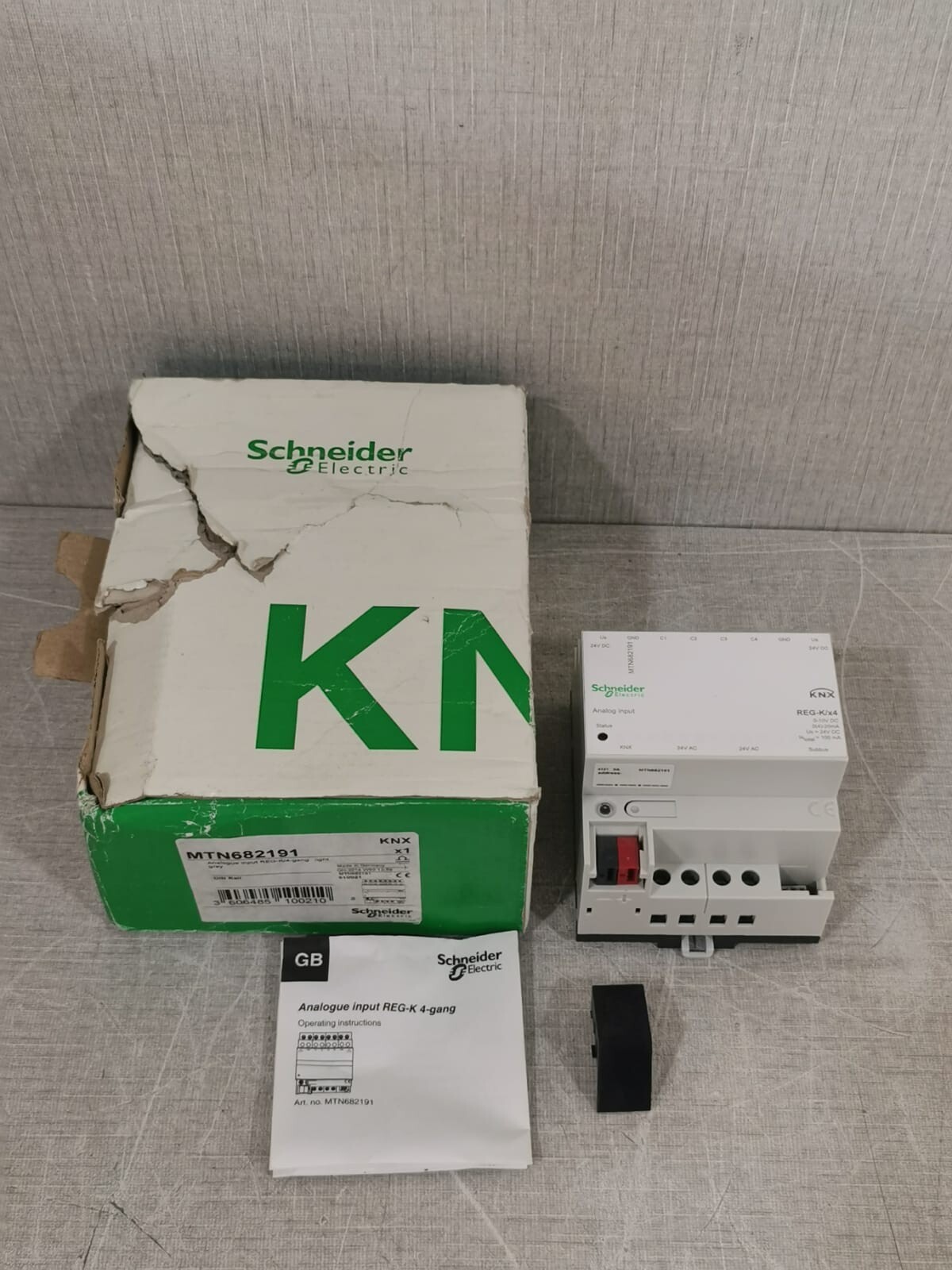 SCHNEIDER ELECTRIC MTN682191 RG-K/x4 ANALOG INPUT- BUT