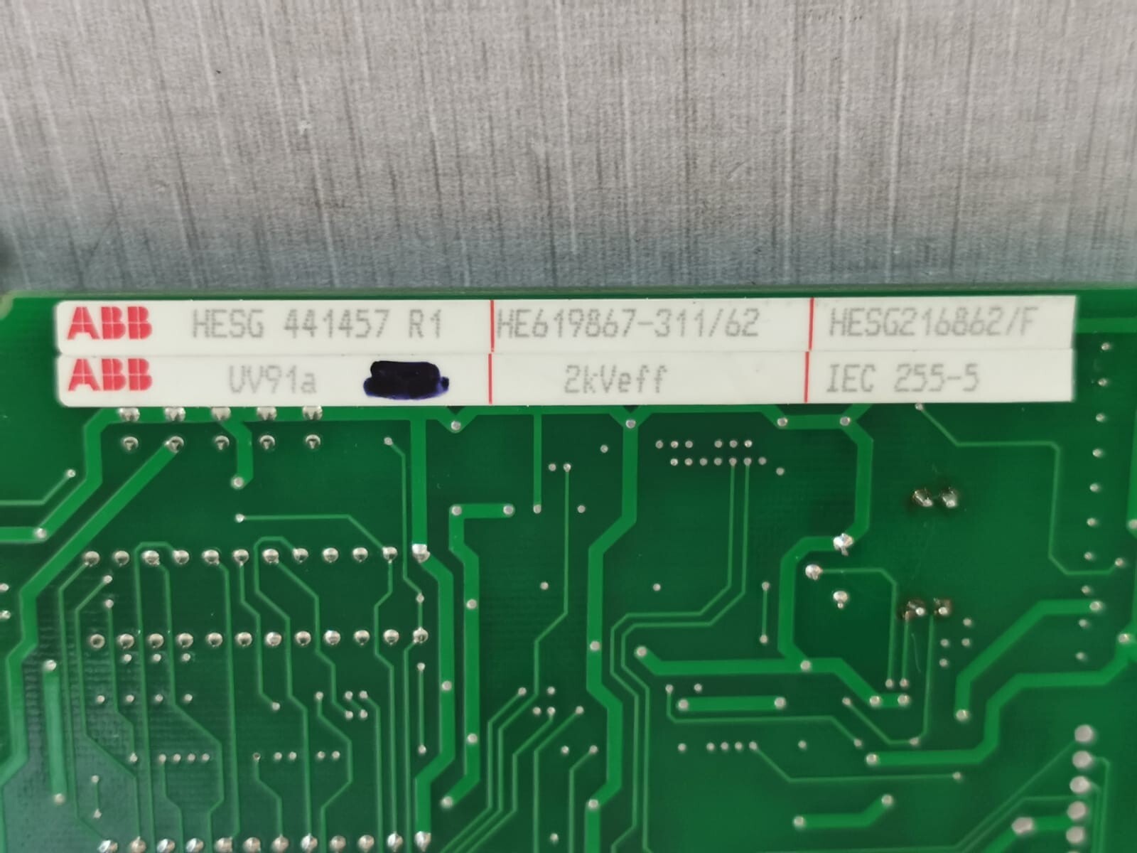 ABB HESG 441435 R1/F /HE619867-311/40 ABB HESG 441435 R1/F /HE619867-311/40 UV91A MODULE 9
