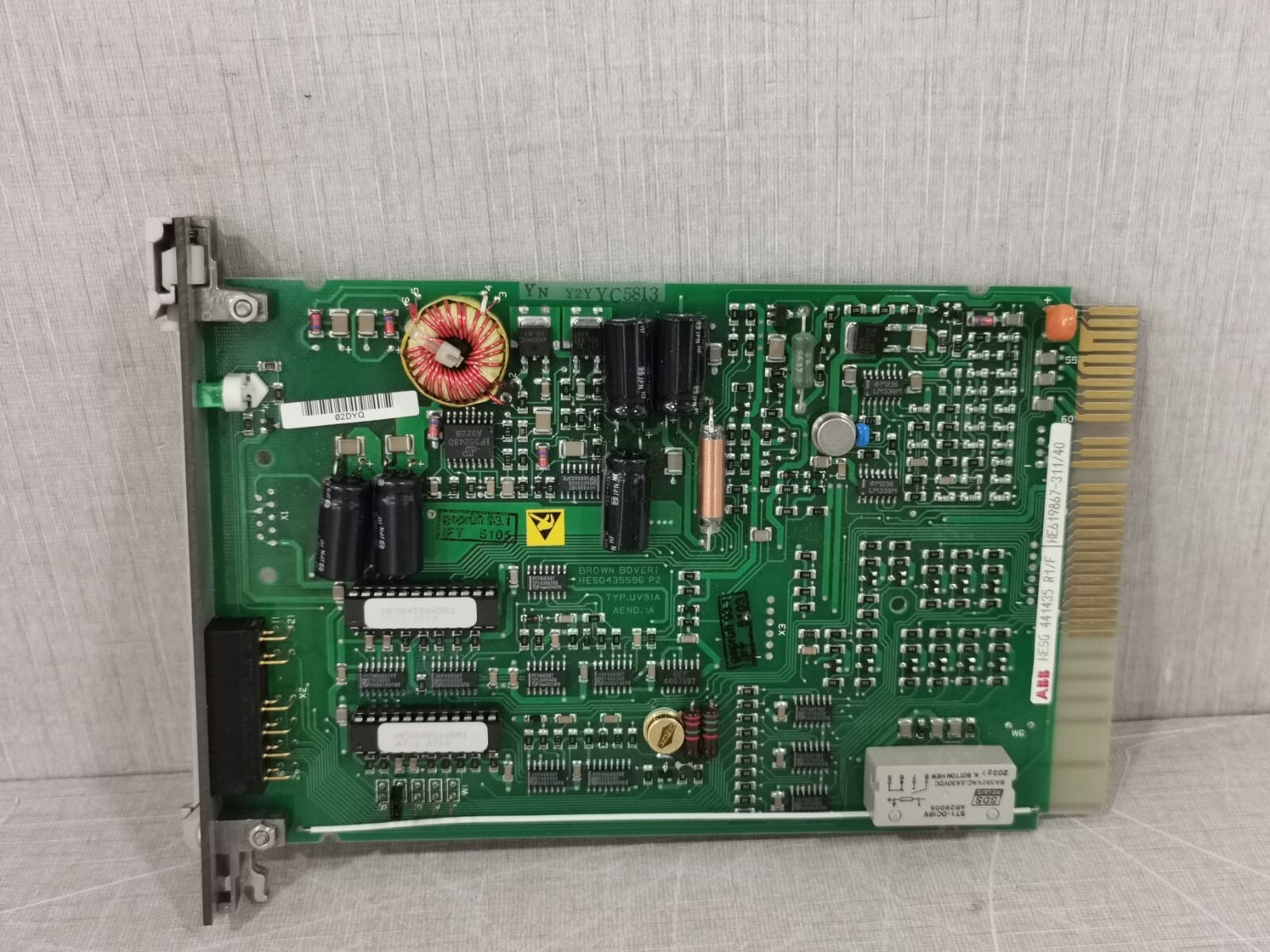 ABB HESG 441435 R1/F /HE619867-311/40 UV91A MODULE