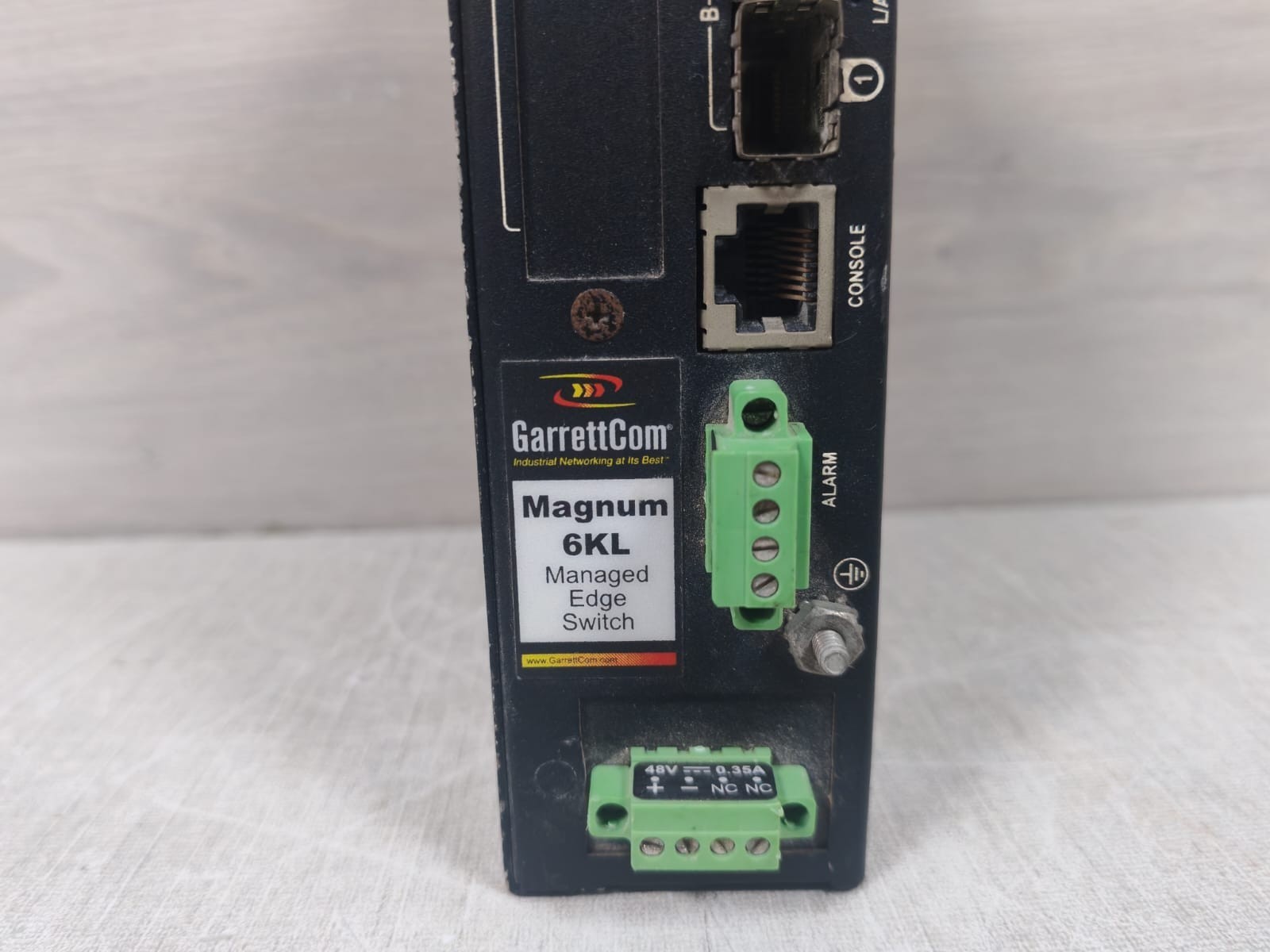 GarrettCom Magnum 6KL 8-Port GarrettCom Magnum 6KL 8-Port Managed Edge Switch / 6KLP-48VDC 2