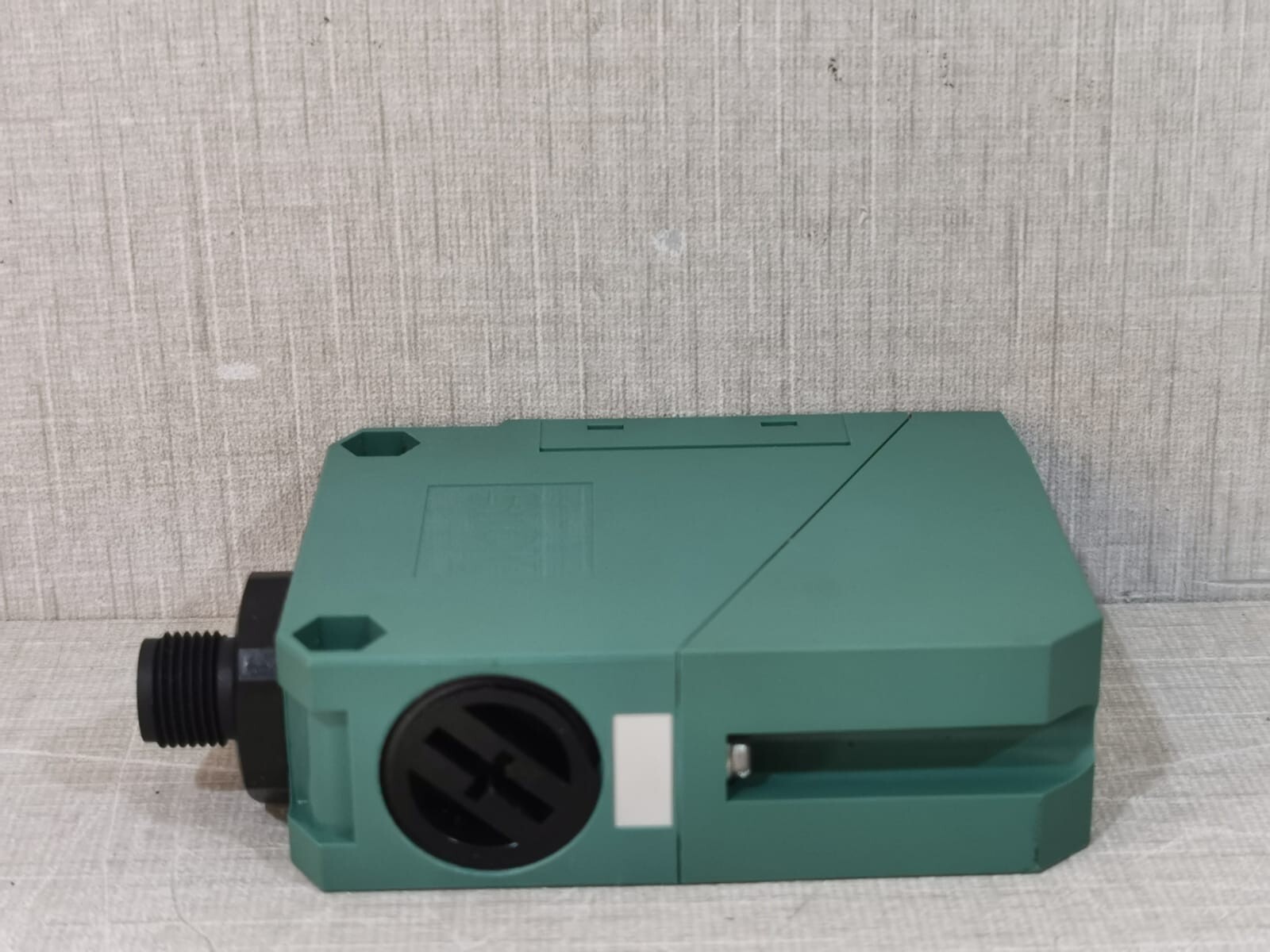 SICK WT260-F480 SICK WT260-F480 PHOTOELECTRIC SENSOR 5