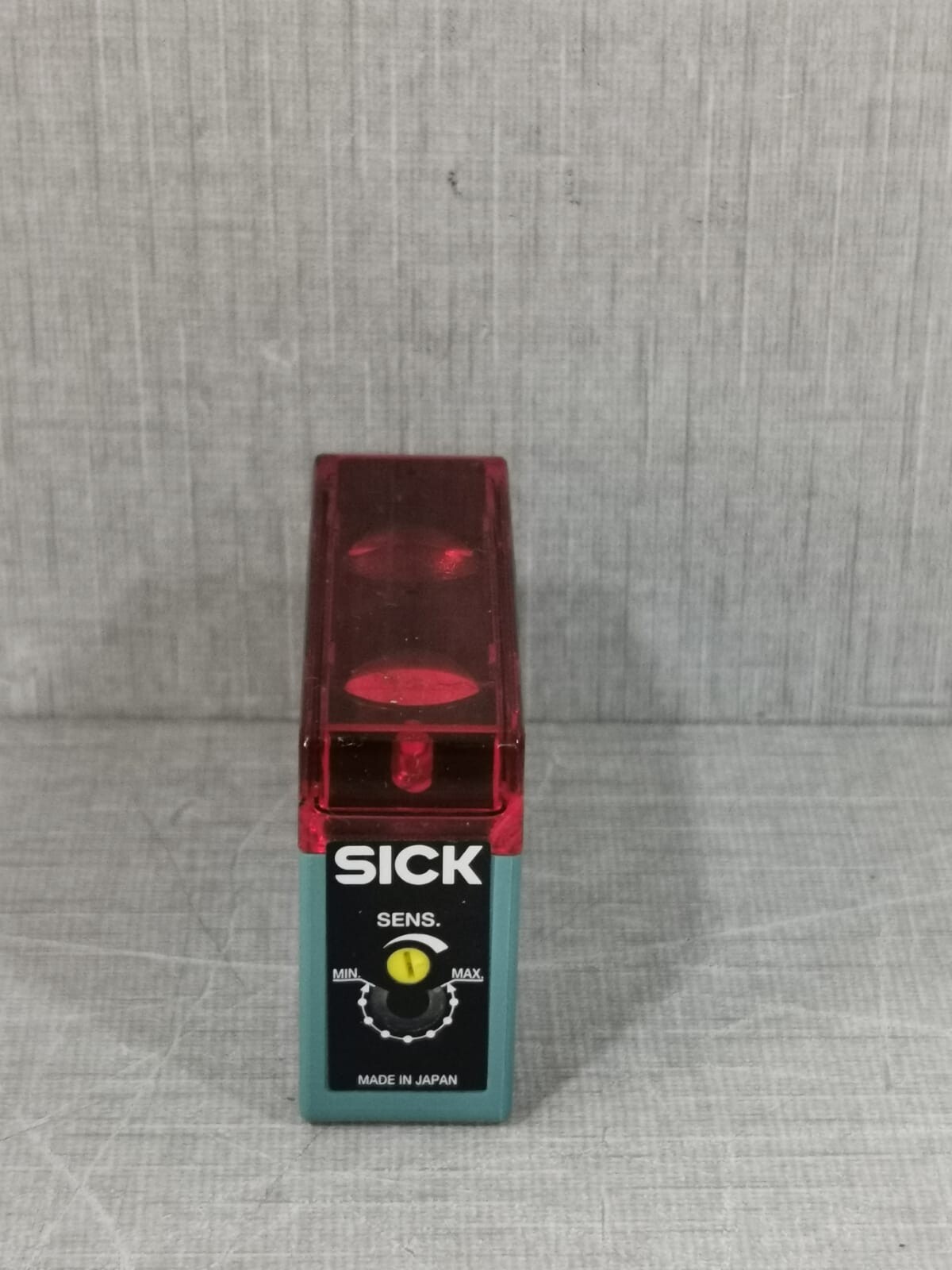 SICK WT250-P440 PHOTOELECTRIC SENSOR