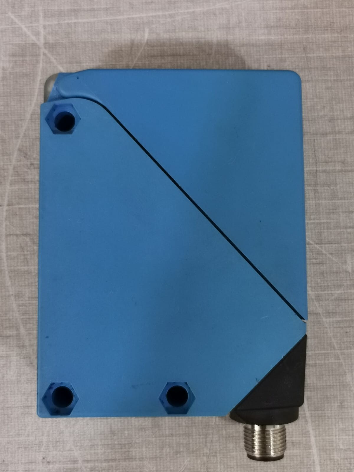 SICK WT34-B440 SICK WT34-B440 PHOTOELECTRIC SENSOR 8