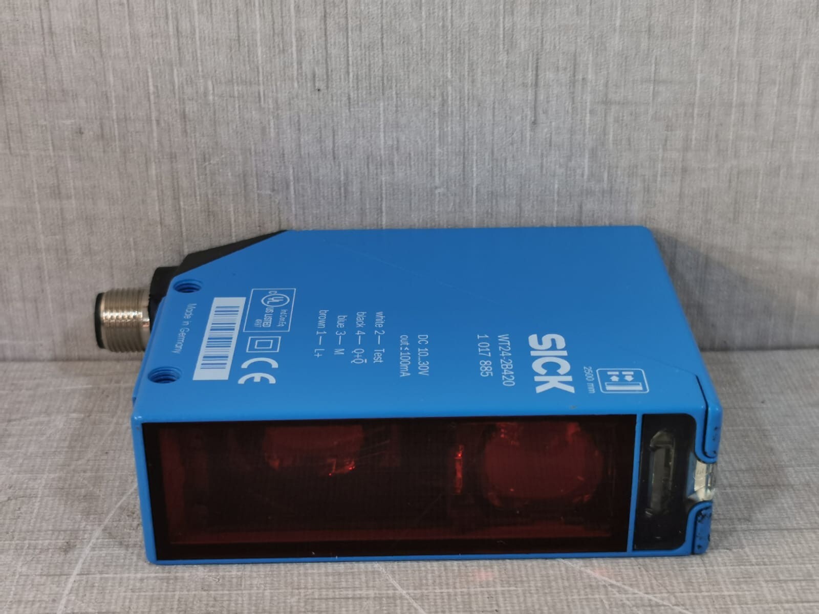 SICK WT24-2B420 SICK WT24-2B420 PHOTOELECTRIC SWITCH SENSOR 3