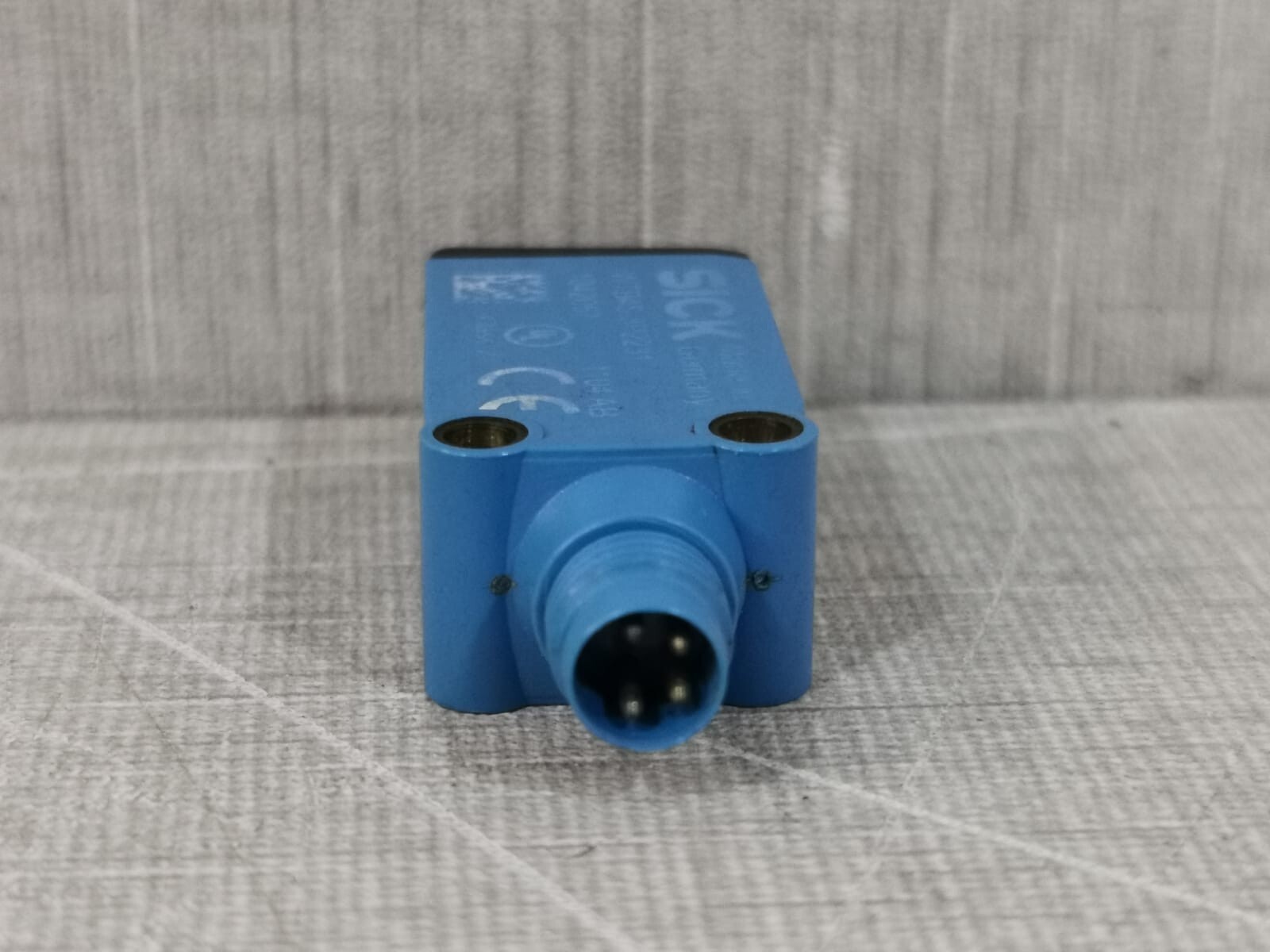 SICK WTB4S-3P2231 SICK WTB4S-3P2231 PHOTOELECTRIC PROXIMITY SENSOR 4