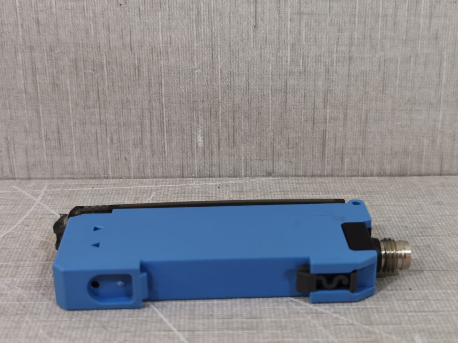 SICK WLL170T-2P430 SICK WLL170T-2P430 FIBER OPTIC SENSOR 7