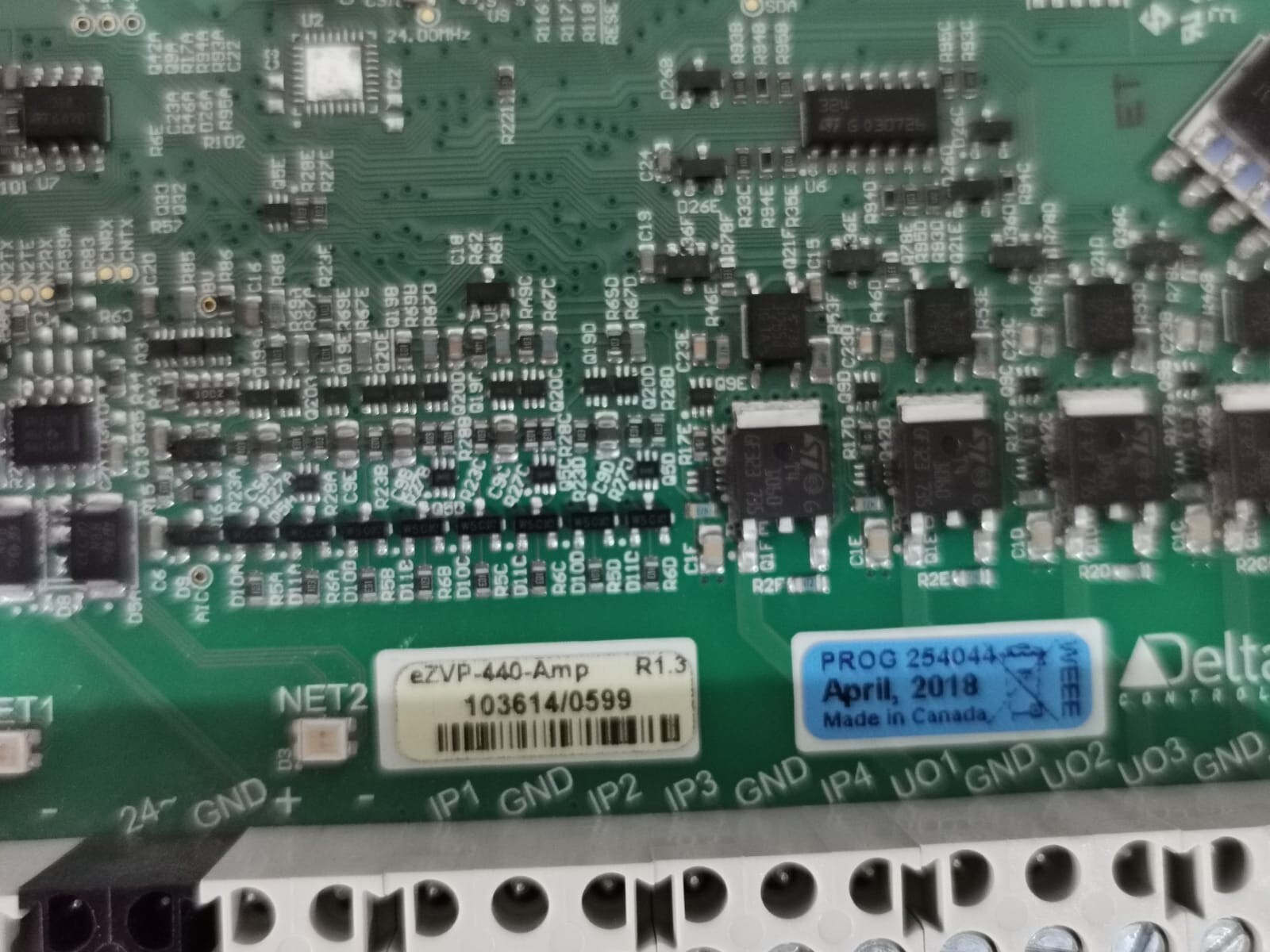 DELTA CONTROLS EZV-440 DELTA CONTROLS EZV-440-AMP ENTELIZONE PROGRAMMABLE VAV CONTROLLER- MISSING PART 3