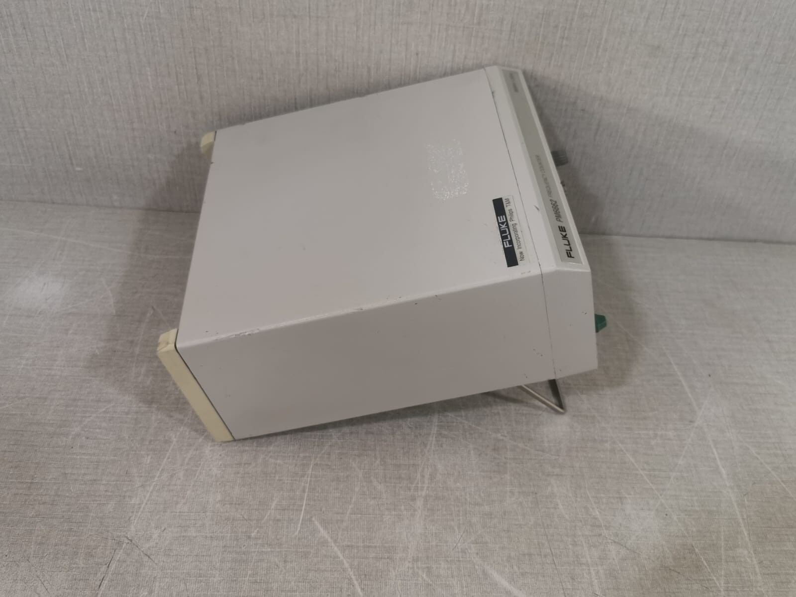 Fluke PM6662 FLUKE/PHILIPS PM6662 FREQUENCY COUNTER 160MHz / 1.3GHz 9