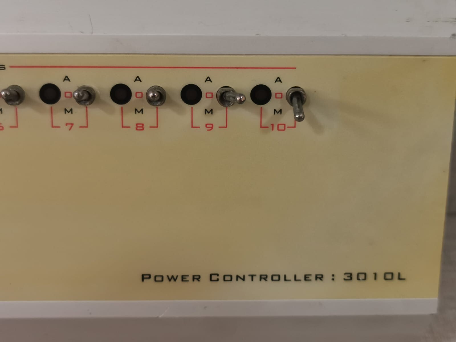 NICO TECHNOLOGY 3010L NICO TECHNOLOGY 3010L R5.2 POWER CONTROLLER 2