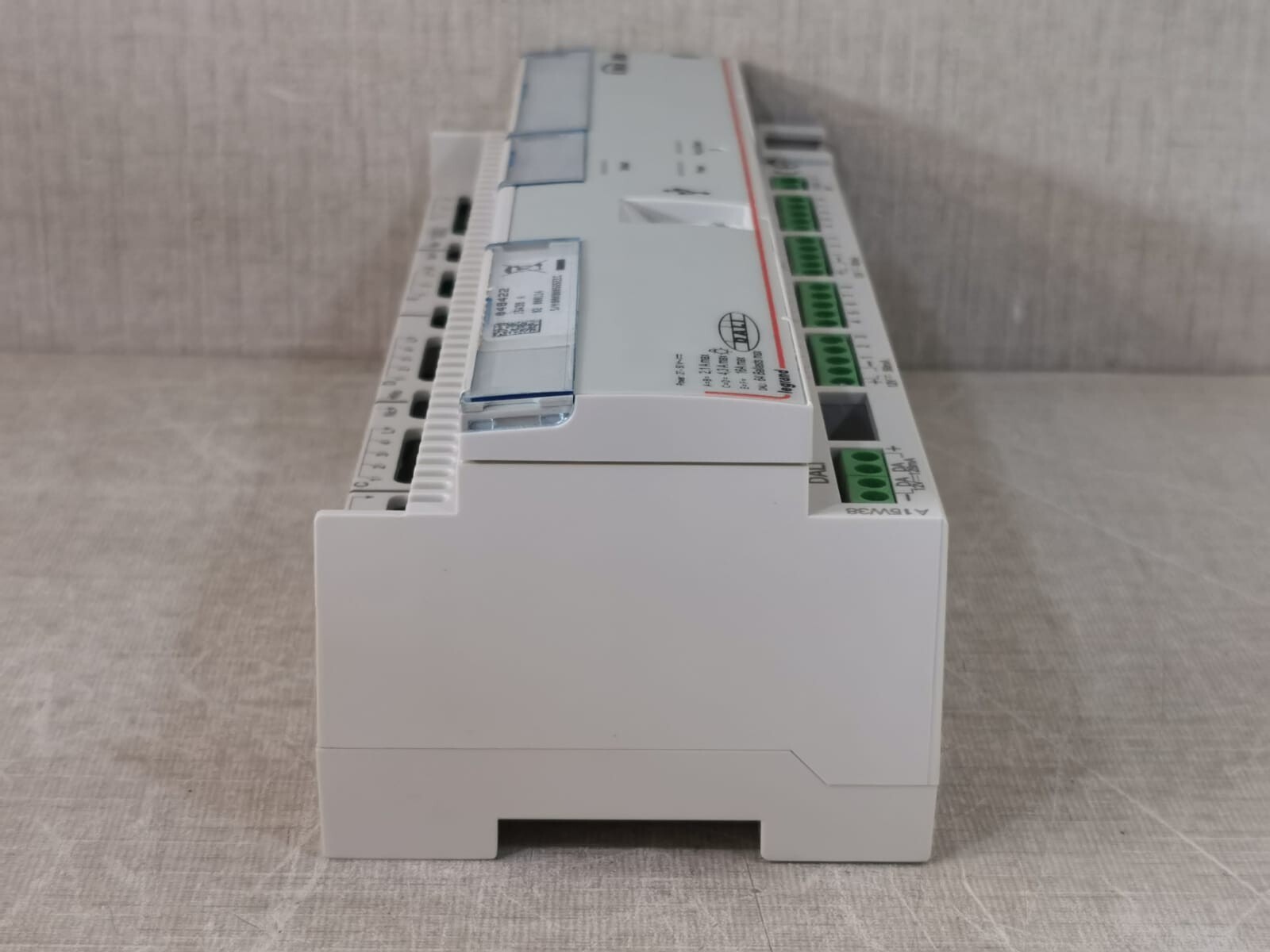 Legrand 15W38 LEGRAND 048422 /15W38 A ROOM CONTROLLER 9