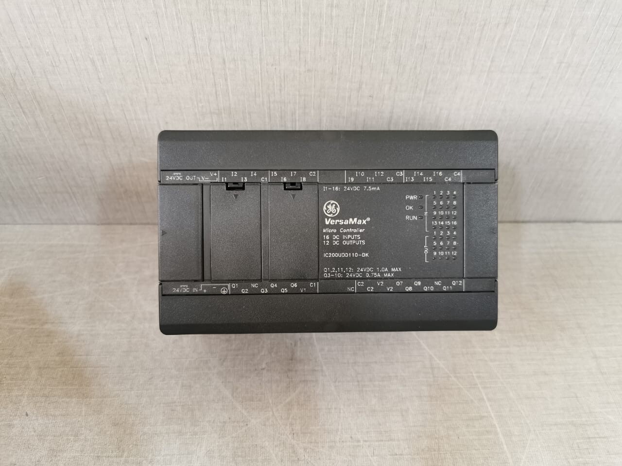 GE Fanuc IC200UDD110-DK GE Fanuc IC200UDD110-DK VersaMax Micro Controller 16 Inputs 12 Outputs 24VDC, 1A 2