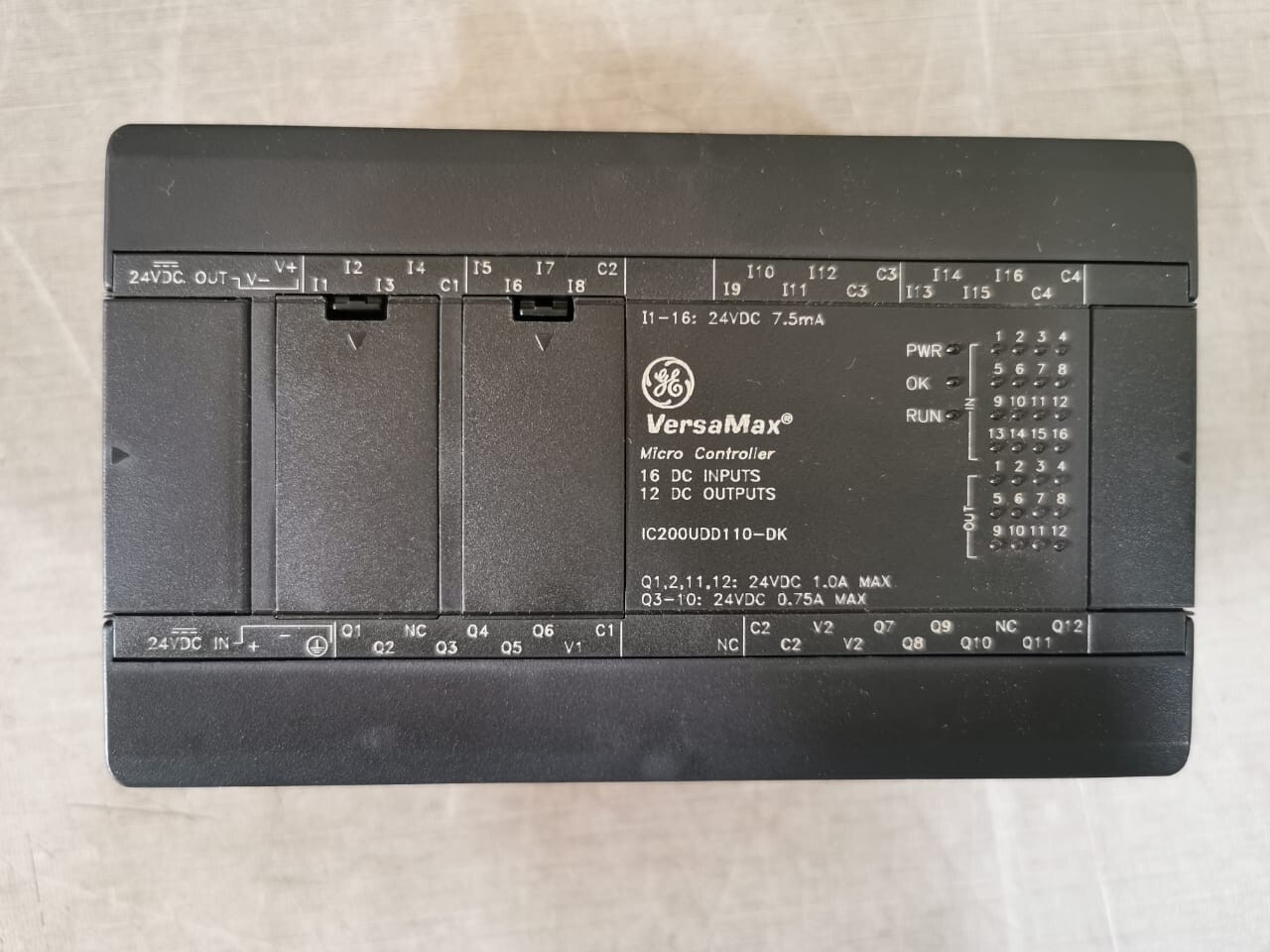 GE Fanuc IC200UDD110-DK GE Fanuc IC200UDD110-DK VersaMax Micro Controller 16 Inputs 12 Outputs 24VDC, 1A 4