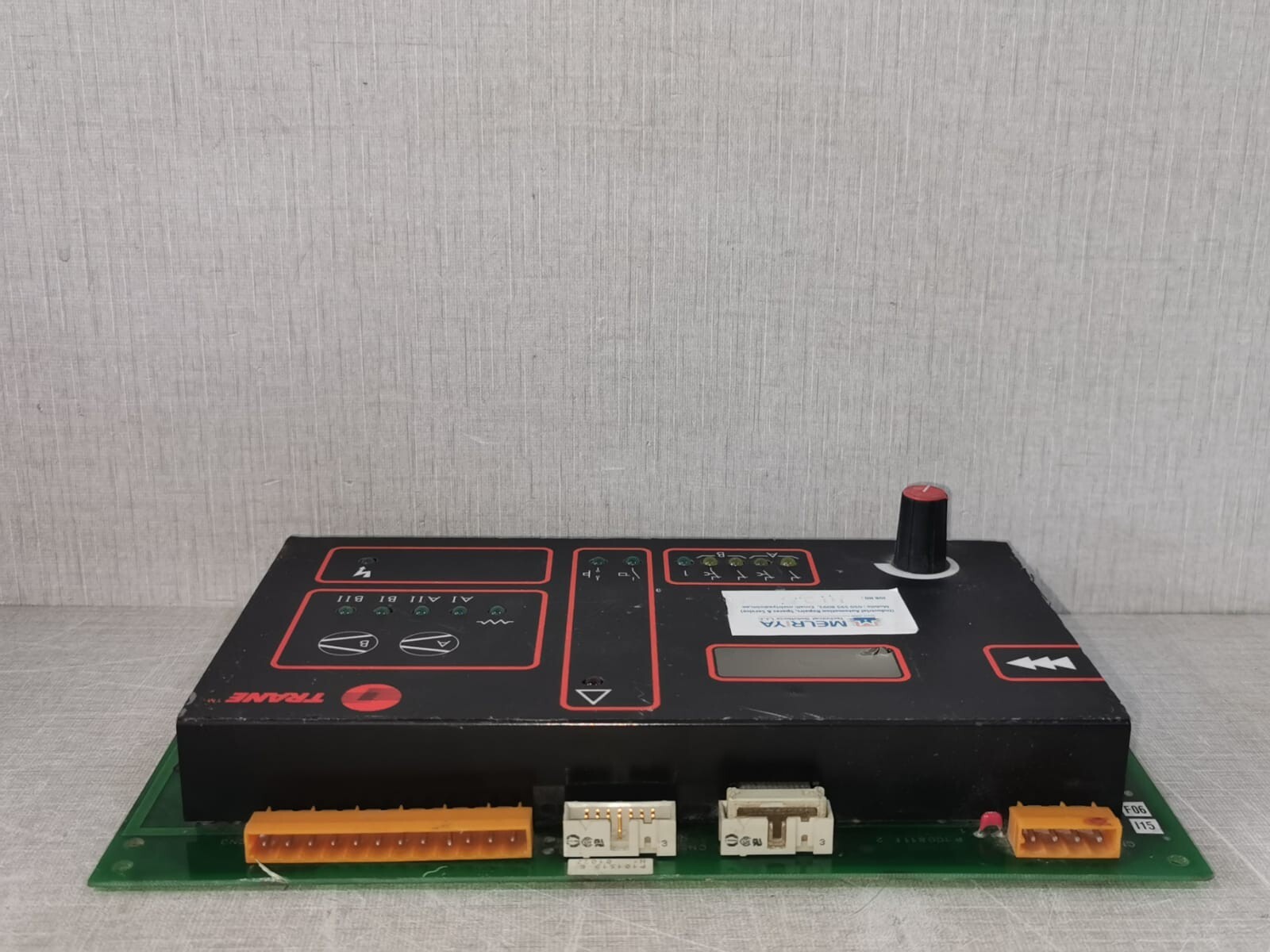 Trane P100811F TRANE X.1374.0101-01 HEAT PUMP CONTROL P100811F-BROKEN SCREEN 5