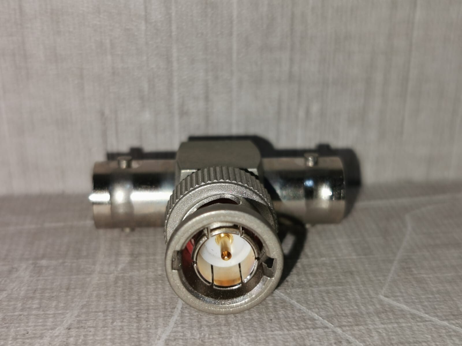 Multicomp MP-13-39-2 MULTICOMP PRO MP-13-39-2 RF/Coaxial Adapter,BNC Plug,BNC Jack,Tee Adapter 3