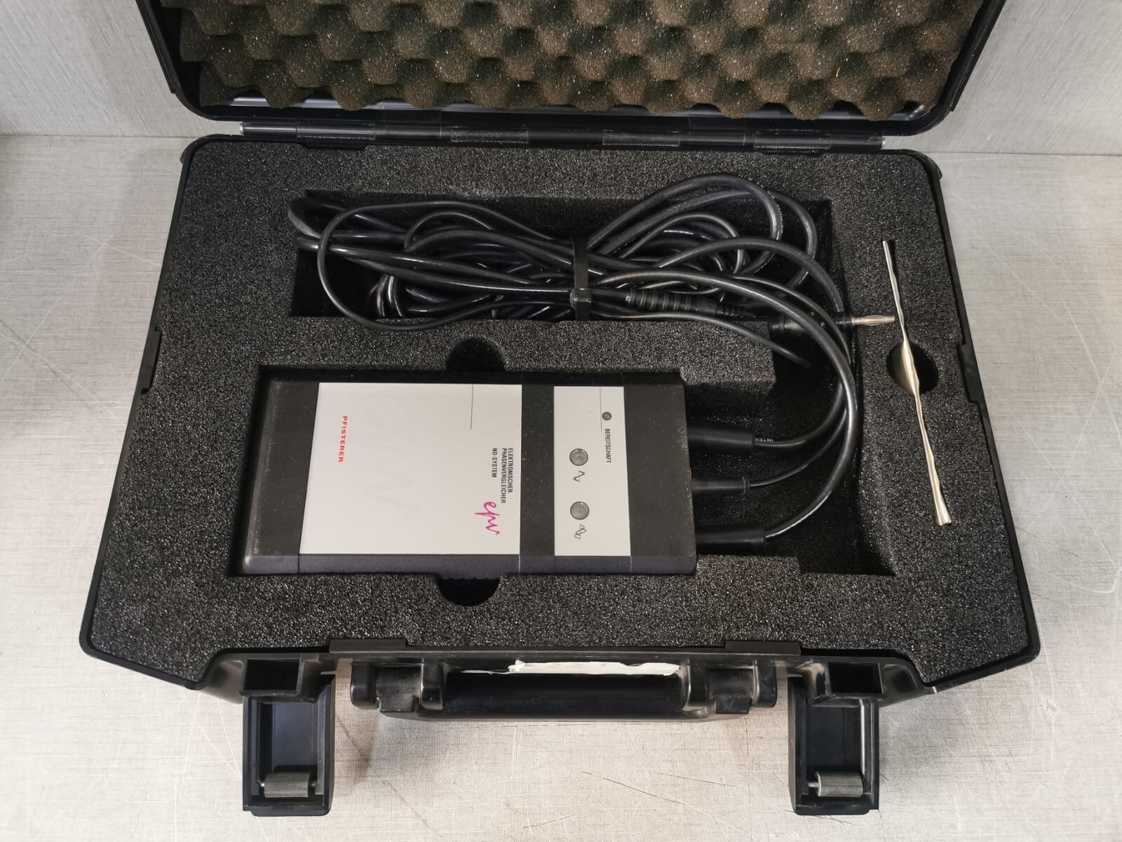 PFISTERER Electronic Phase Comparator No-System EPV PFISTERER Electronic Phase Comparator No-System EPV 3