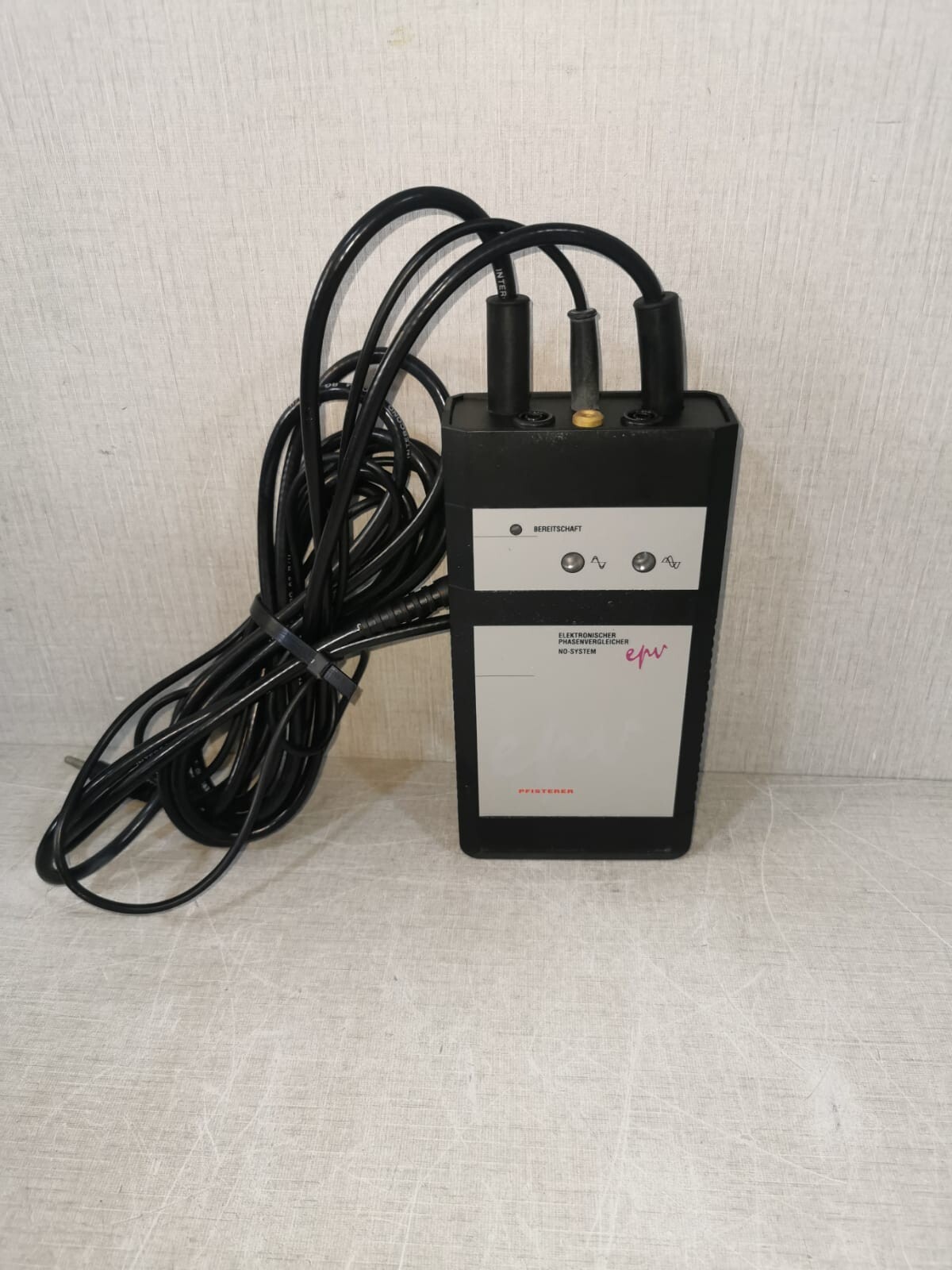 PFISTERER Electronic Phase Comparator No-System EPV PFISTERER Electronic Phase Comparator No-System EPV 4