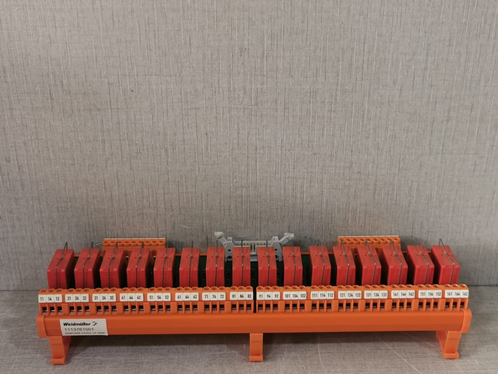 Weidmüller 1113761001 WEIDMULLER 1113761001 RSM 16RS 24VDC GEM INTERFACE MODULE W/ RELAY 4