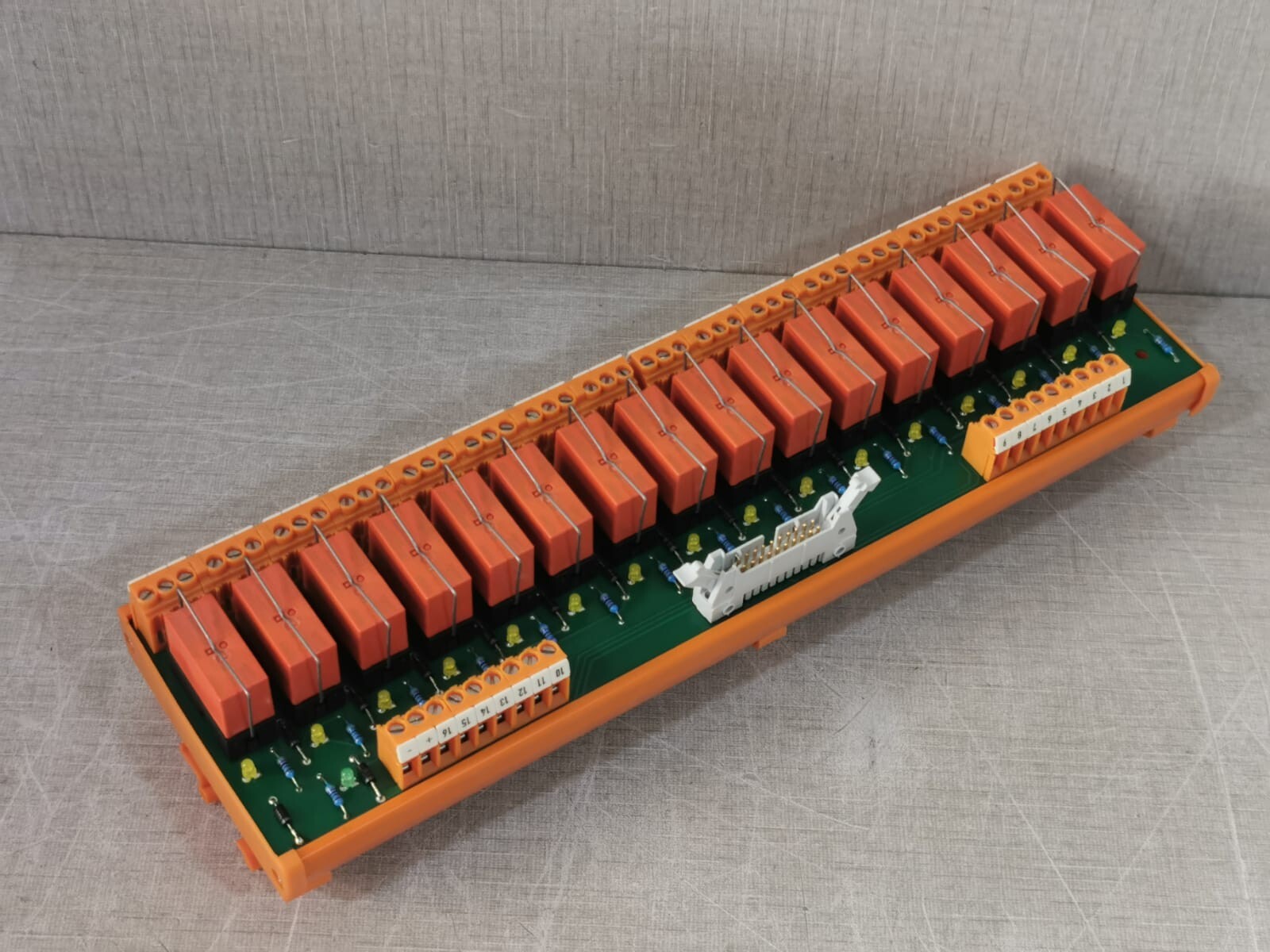 Weidmüller 1113761001 WEIDMULLER 1113761001 RSM 16RS 24VDC GEM INTERFACE MODULE W/ RELAY 8